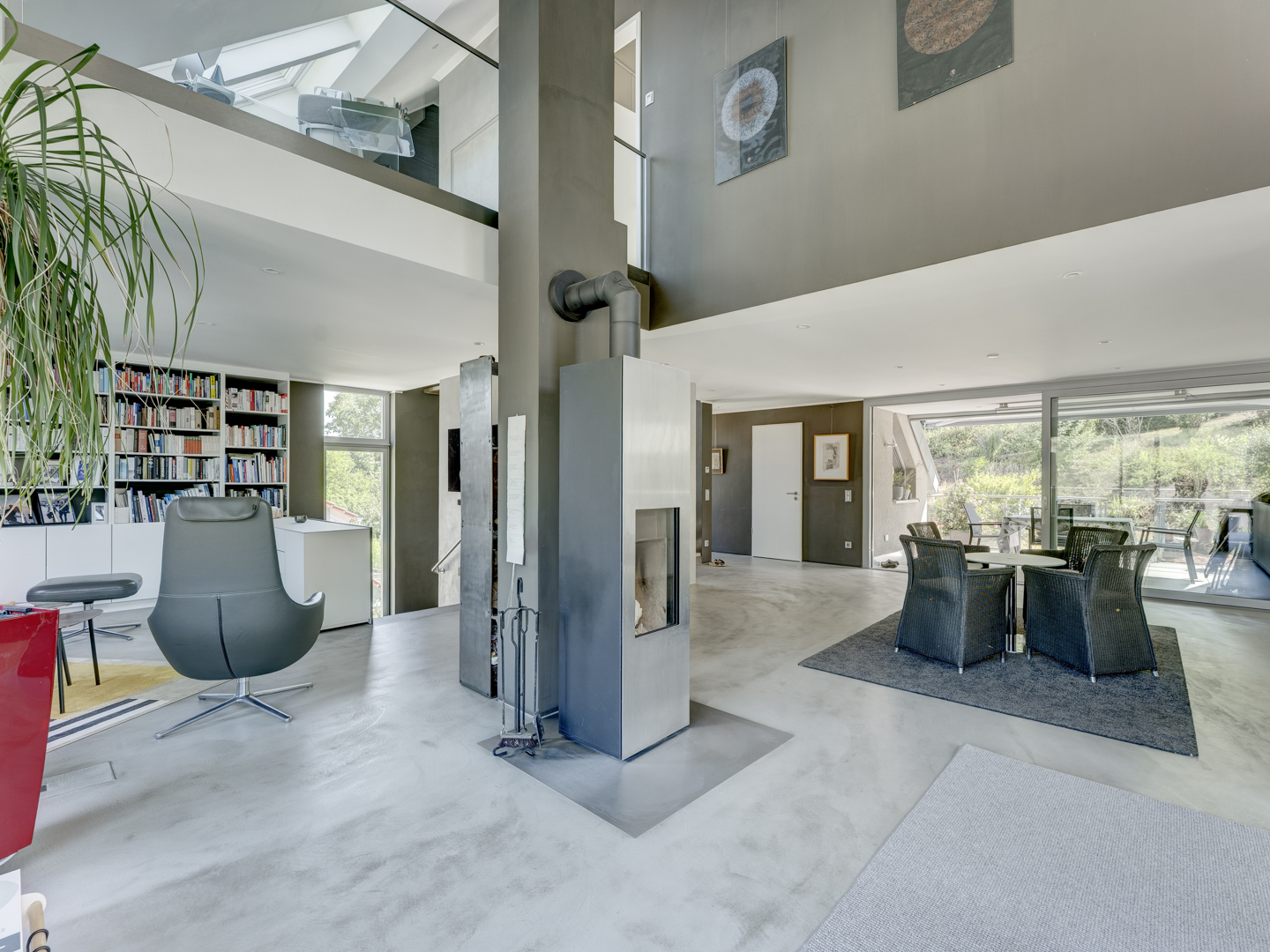 Modernes Haus – viel Platz und malerische Lage!