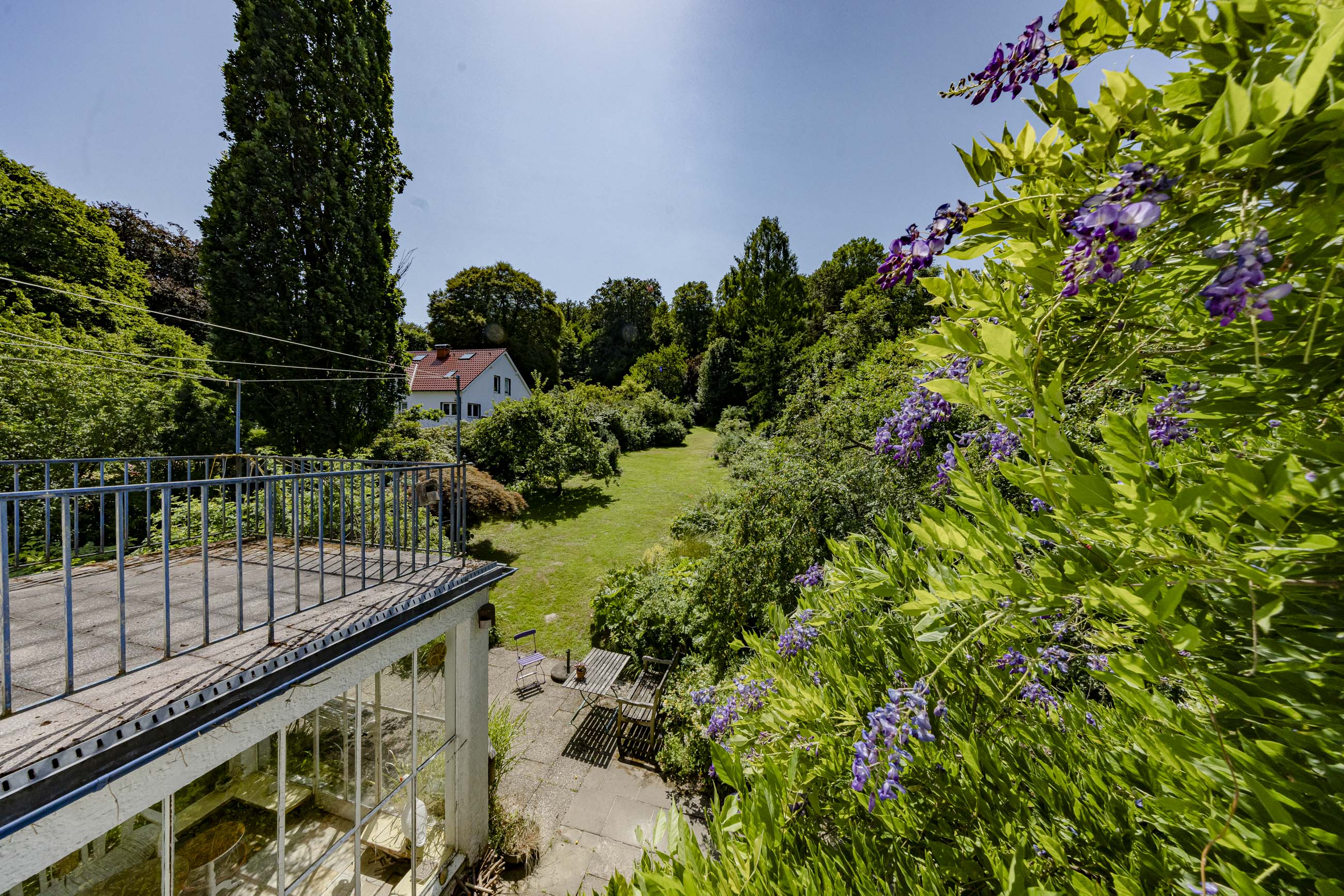 Im Westen was Neues : Villa mit Traumgrundstück (Baugrund)