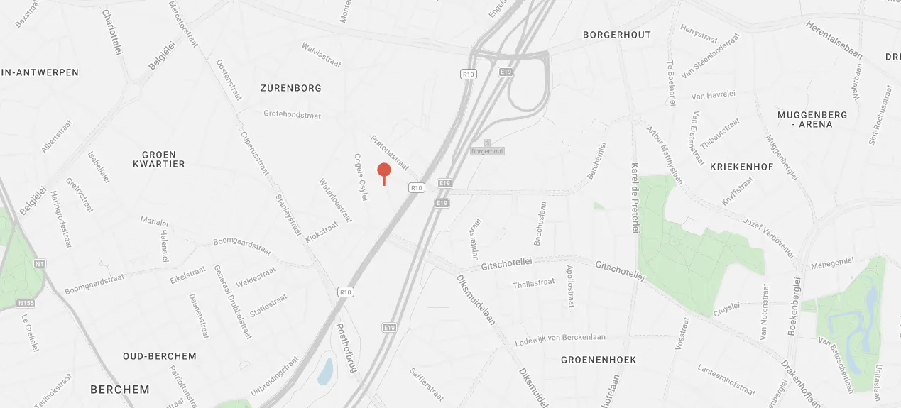 Map view of Zurenborg, Antwerp, Belgium. A red pin marks Cogels-Osylei street near the R10 highway. The area includes Groen Kwartier and Oud-Berchem.