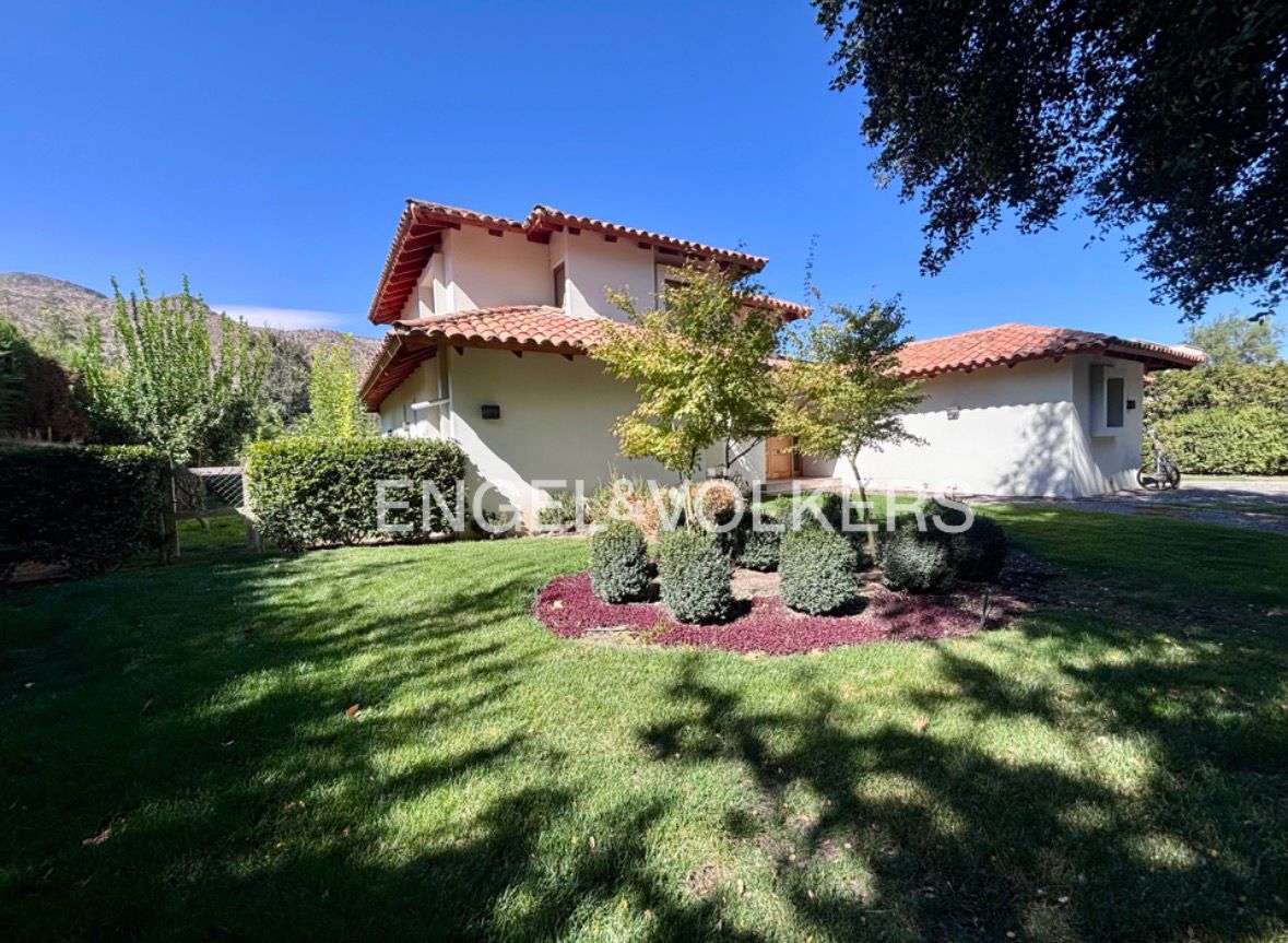 Impecable casa de 4 dorm en condominio, Brisas Norte