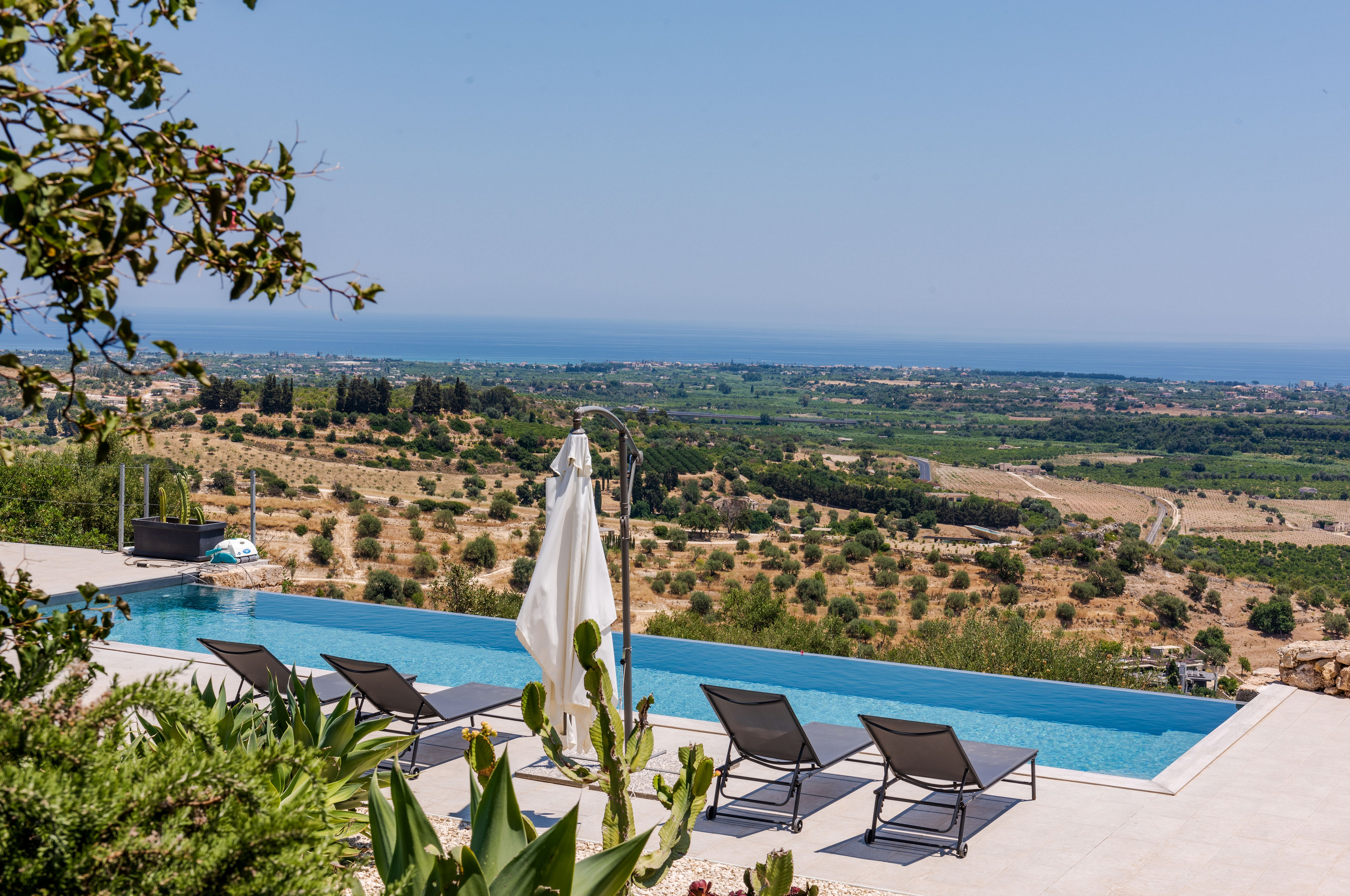 Villa Suspended Between Sky and Sea