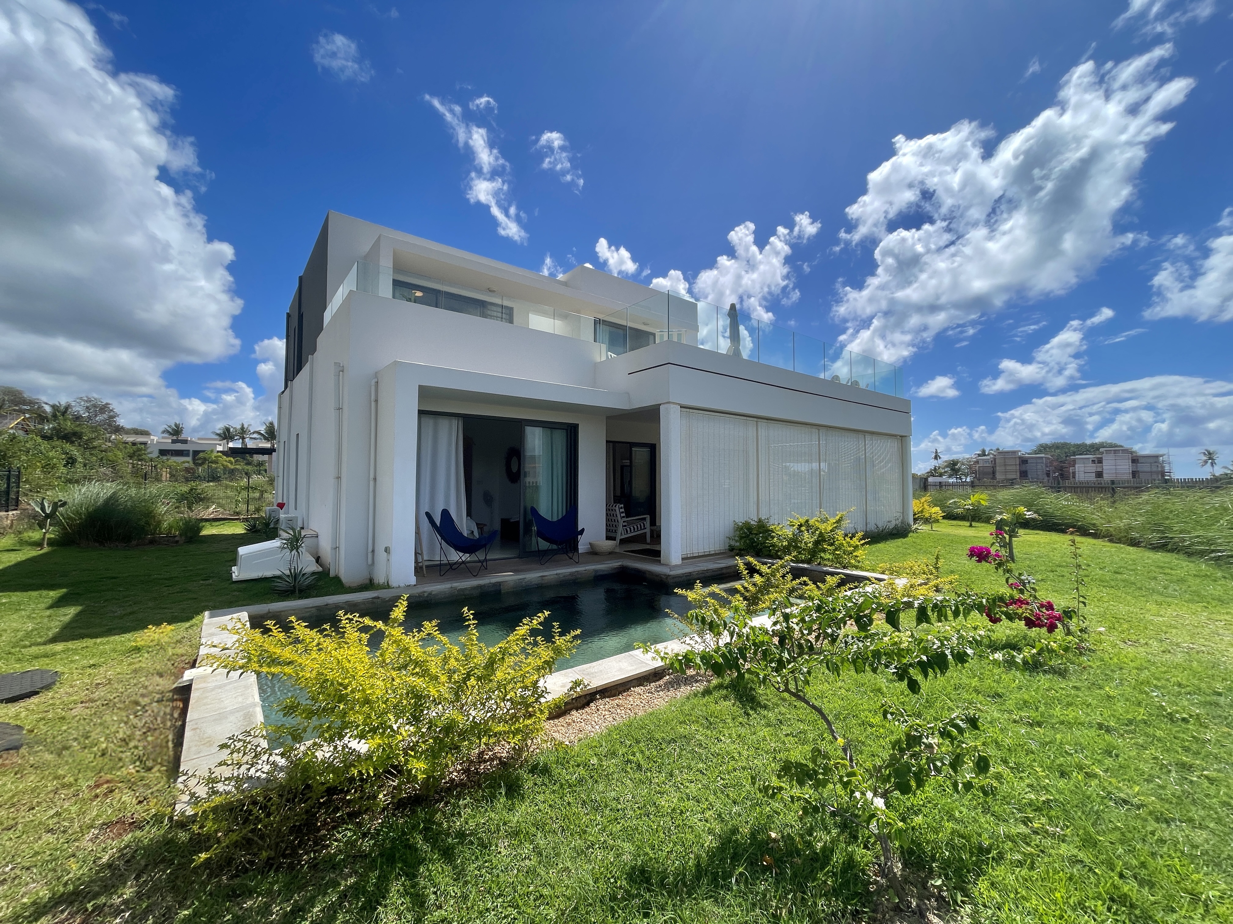 Stunning 3-Bedroom Stand-Alone Villa with Ocean Views in a Smart City