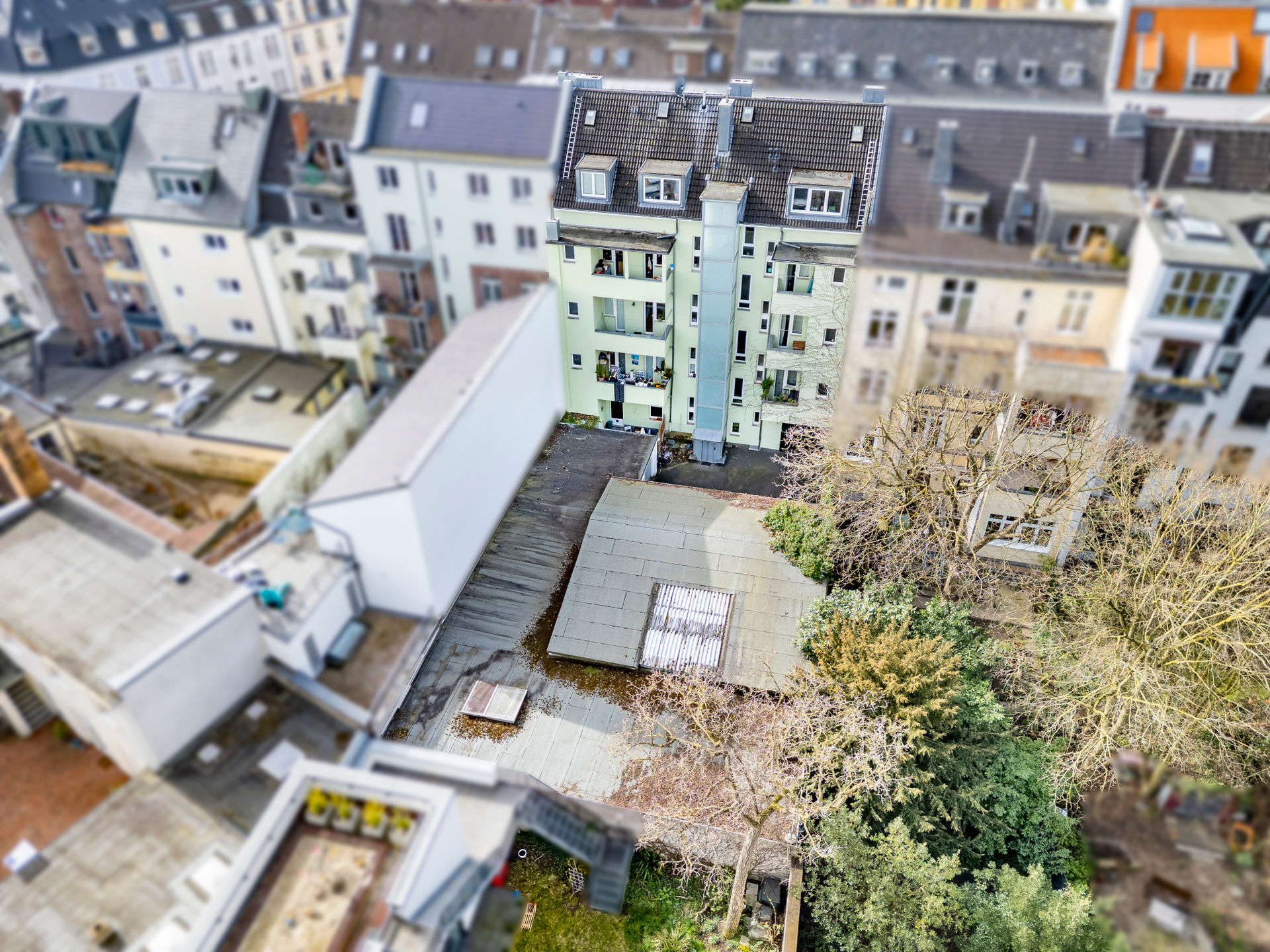 Grundstück mit Baugenehmigung in urbaner Lage von Lindenthal