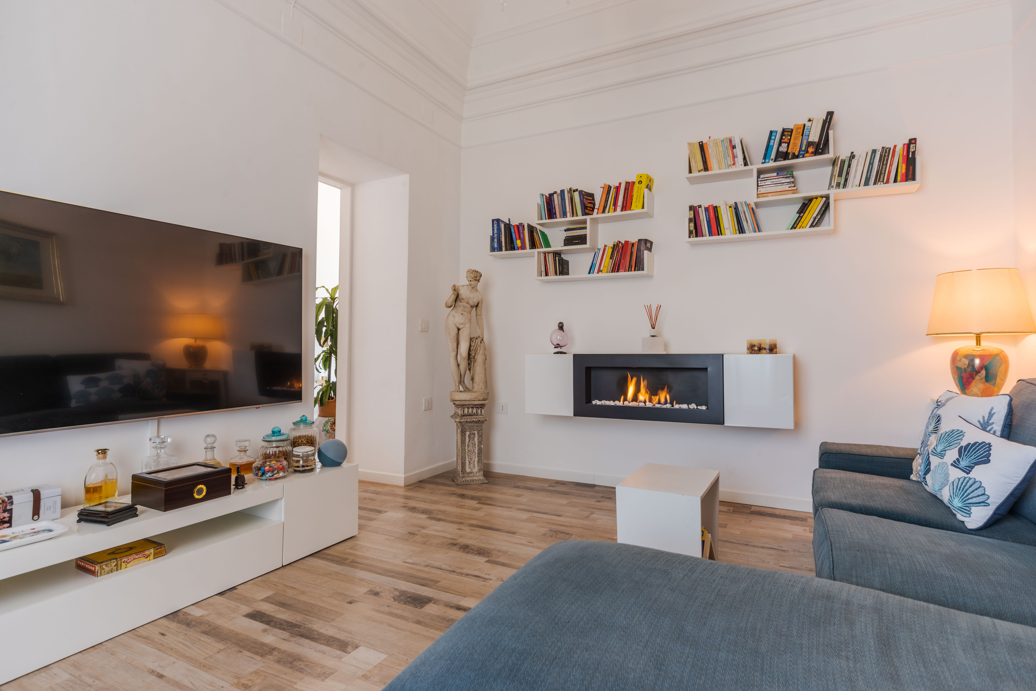 Two-level apartment in the heart of the historic center