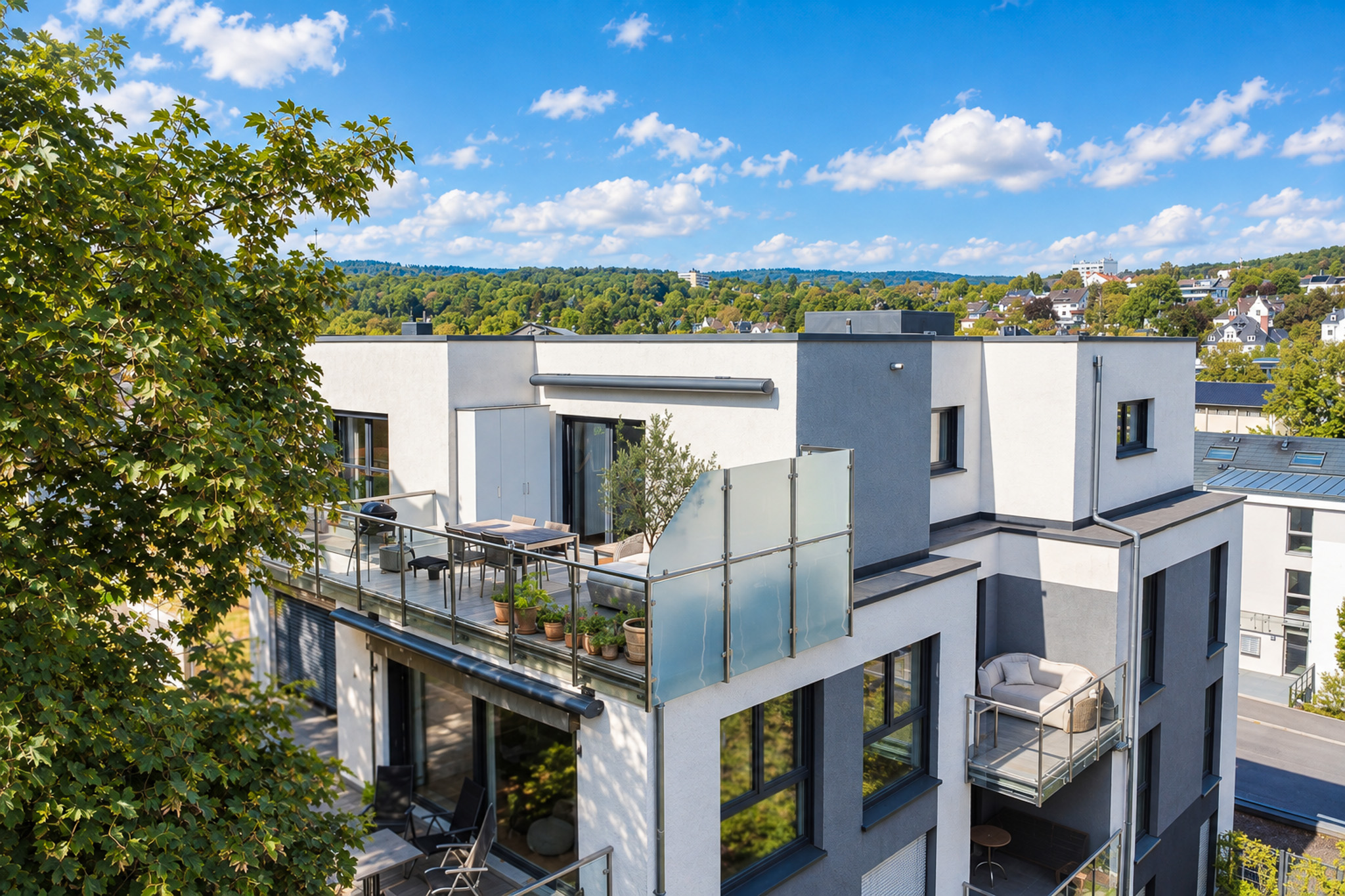 Repräsentatives Penthouse auf zwei Ebenen mit erstklassiger Ausstattung