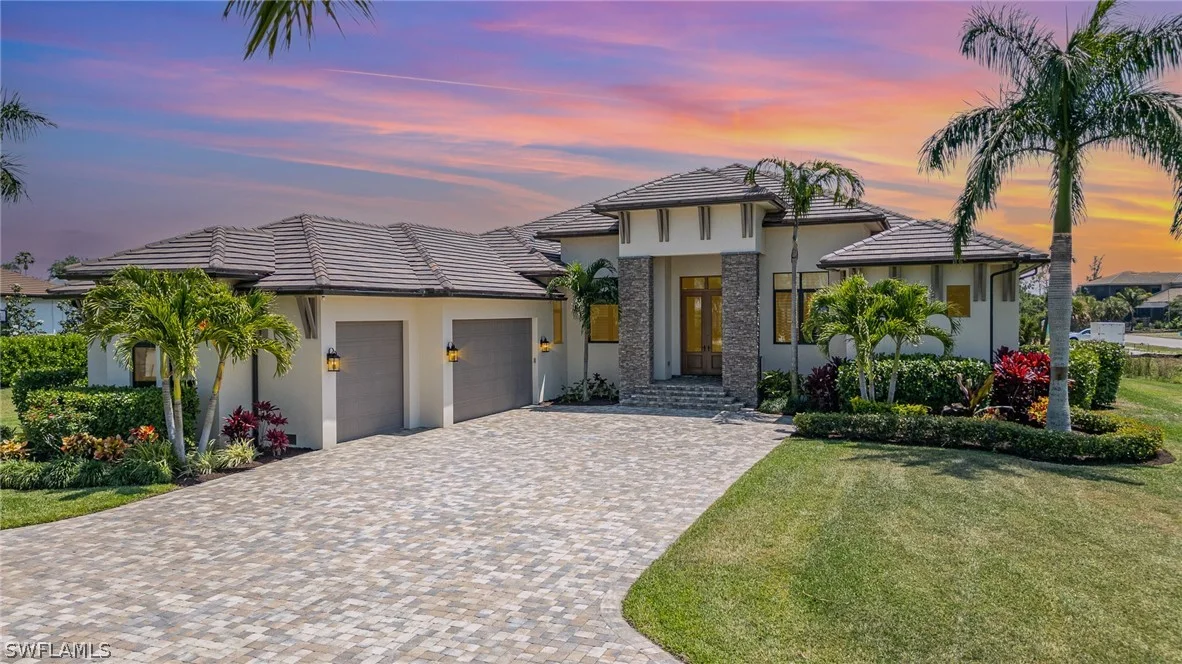 Palatial Perfection: Your Bespoke Oasis -  Fort Myers, FL