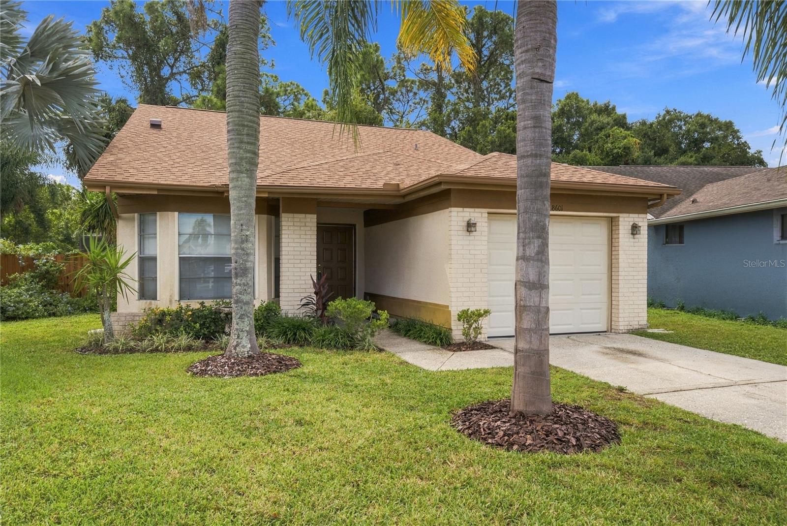 Cozy, MOVE-IN READY 3 BR/2 BA home with CONSERVATION VIEW
