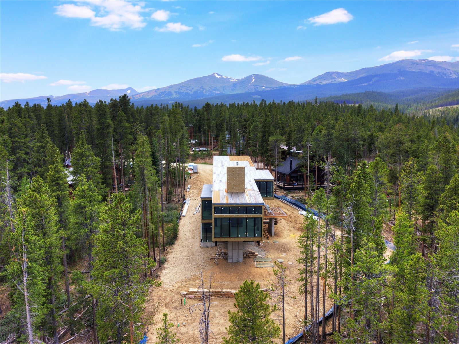 Peak 7: Breckenridge’s New Modern Architectural Masterpiece