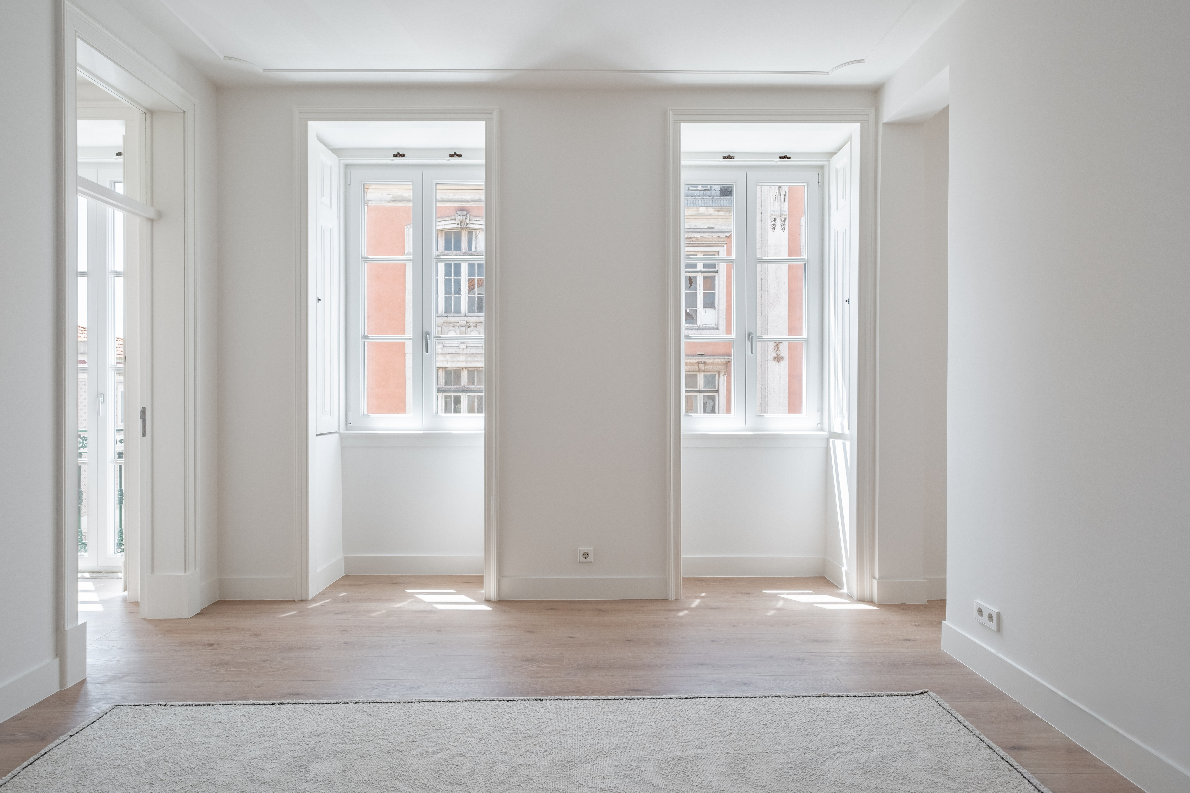 2 Bedromm apartment R« with  terrace in Alcântara