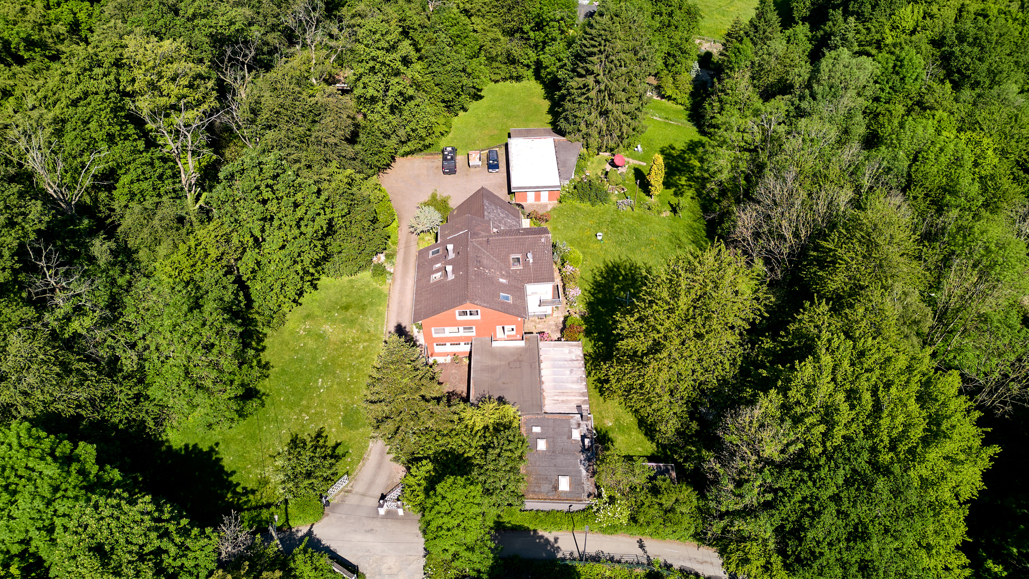 Mehrfamilienhaus
