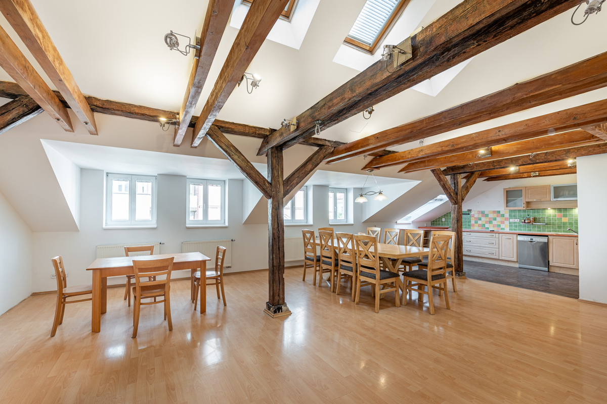 Rent a 4+kt apartment in the heart of Vinohrady