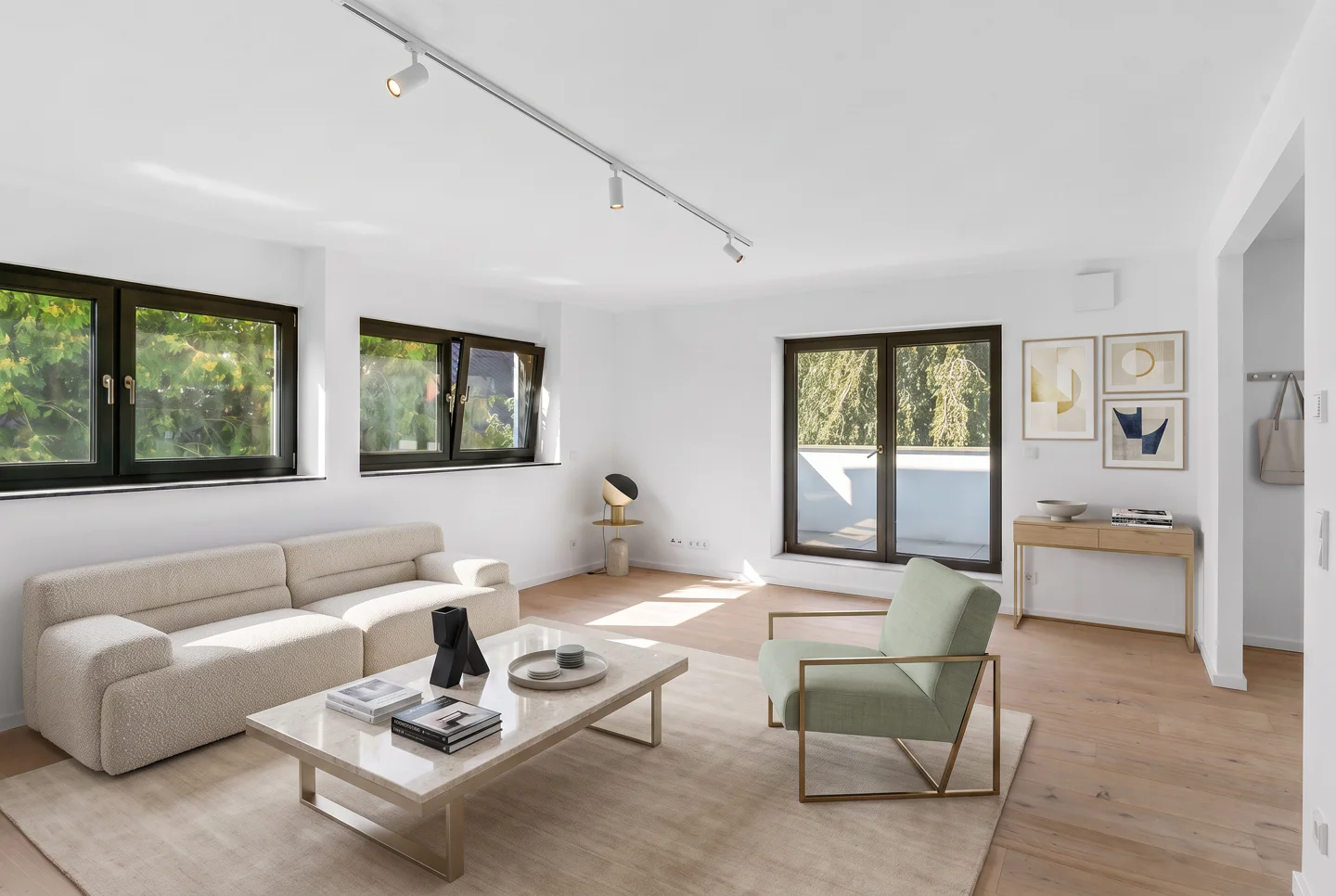 Luxuriöse Maisonettewohnung mit zwei Terrassen und Weitblick - Foto 4