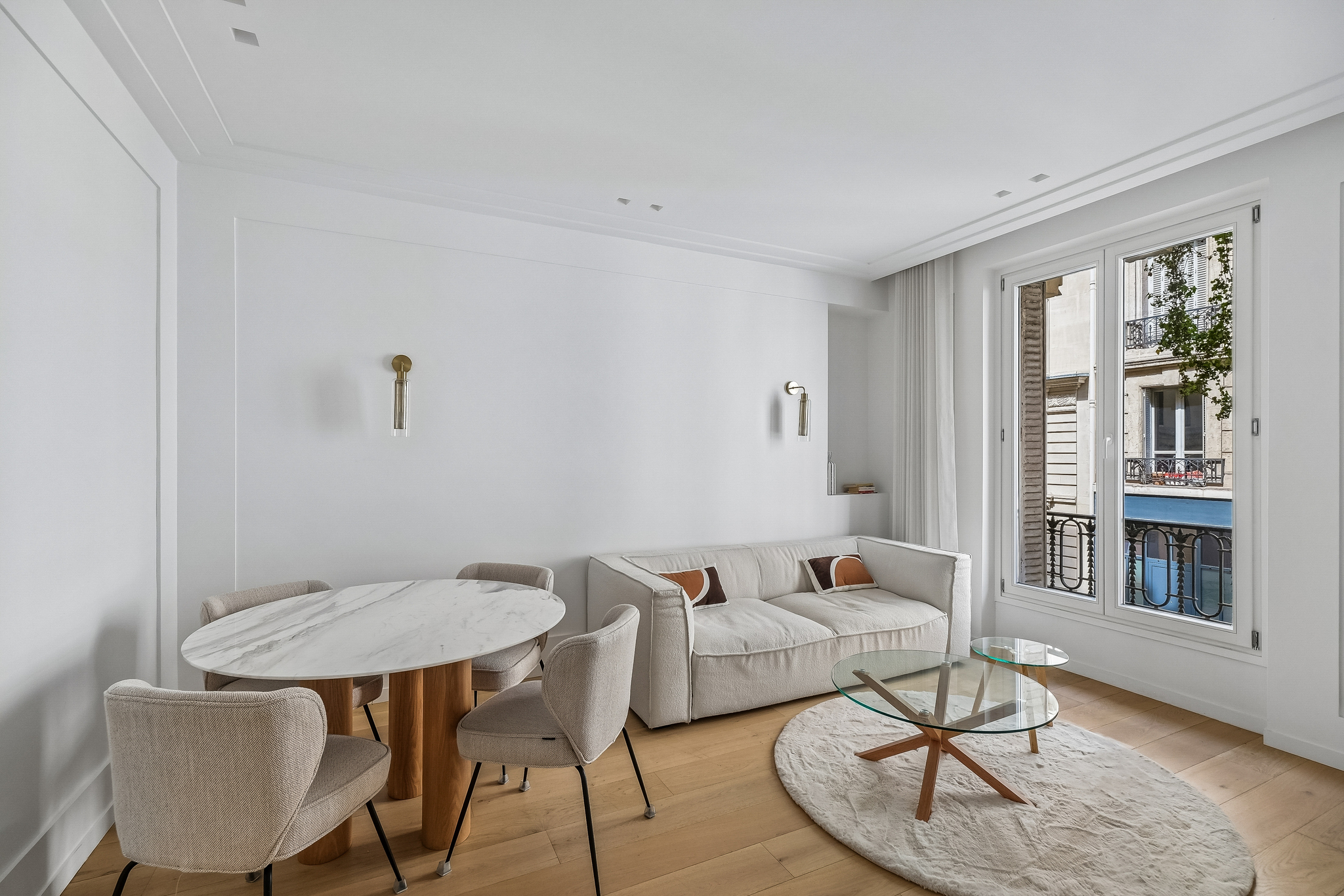 Batignolles - Renovated 61.5 m² apartment - 2 suites