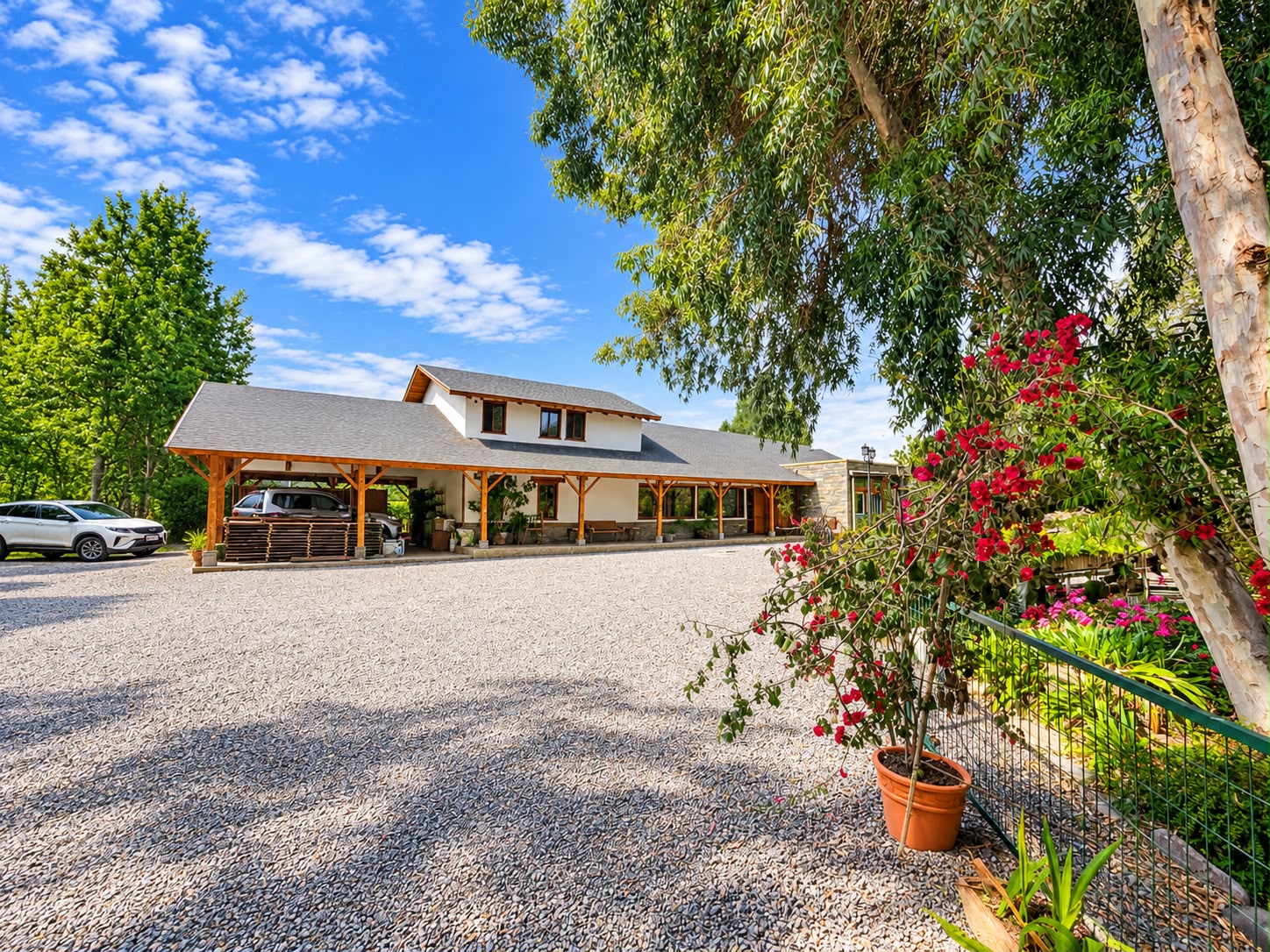 Casa con Piscina y Laguna en Condominio de Isla de Maipo