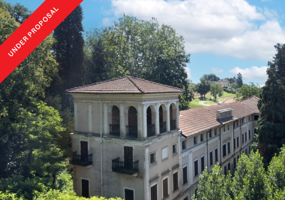 Historic villa to be renovated with a centuries-old park