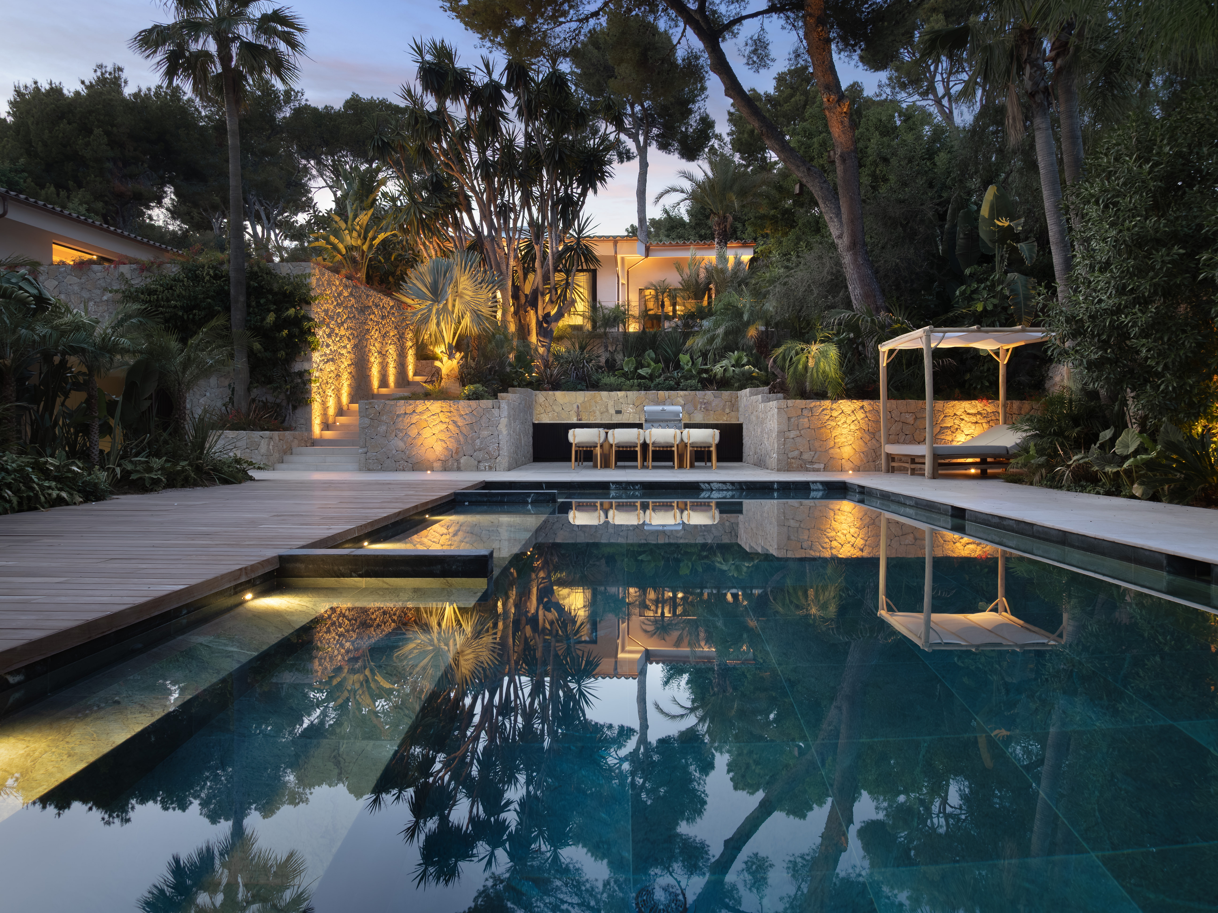 A private paradise with spectacular sea views