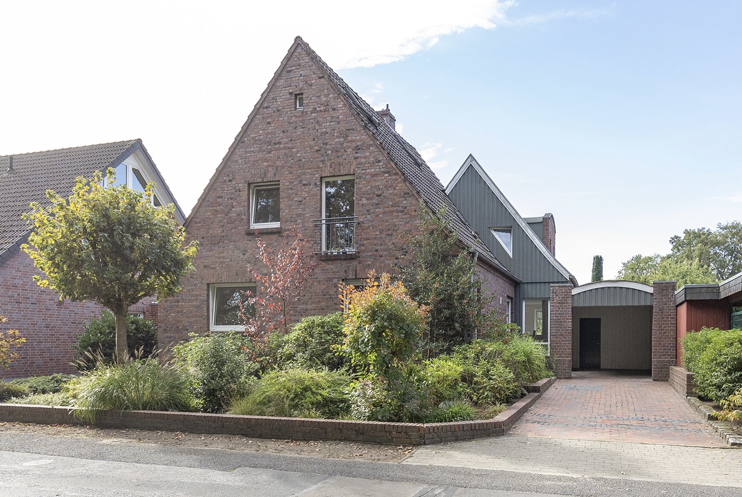 Platz für zwei Generationen – Zweifamilienhaus mit Garten in Rheine-Eschendorf