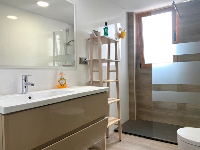 Spacious duplex in "Paterna"