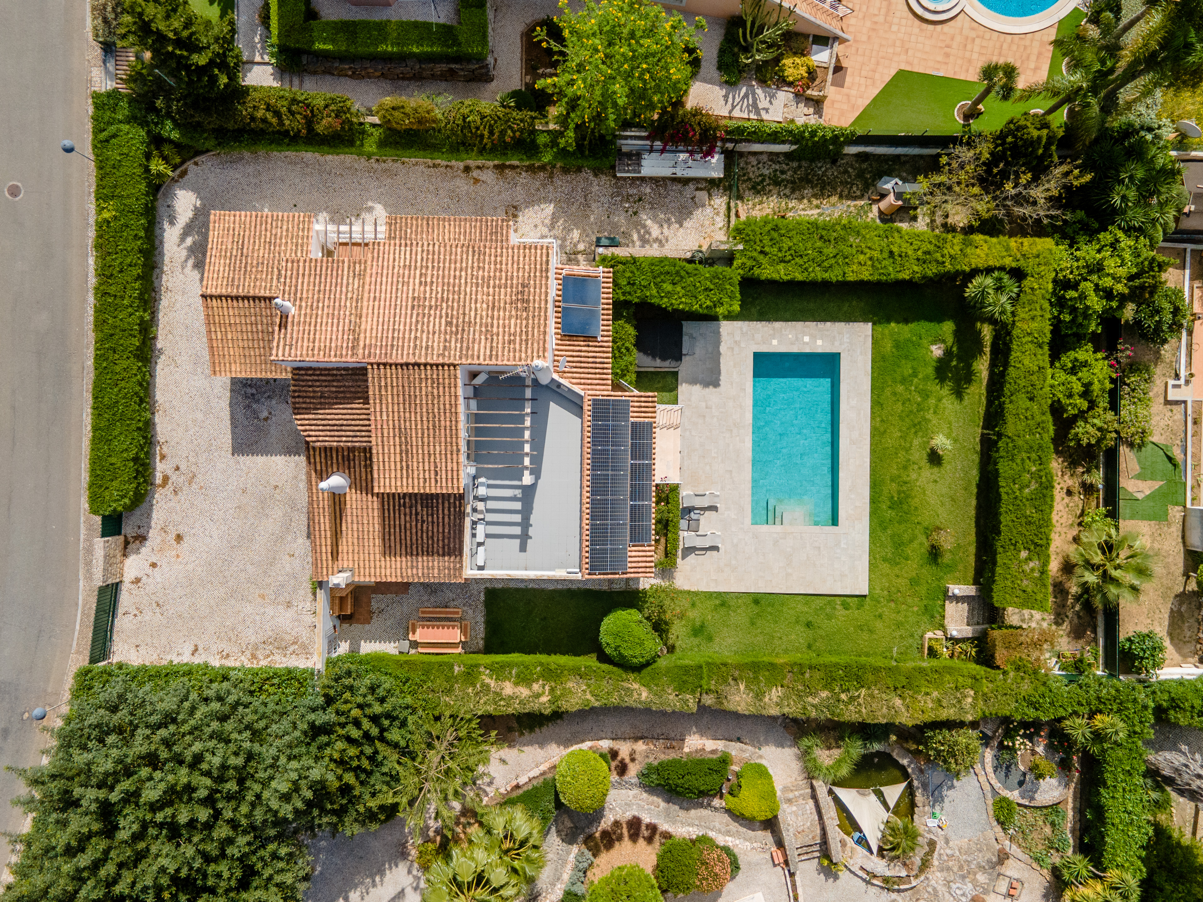 Elegant four-bedroom villa in Belmonte