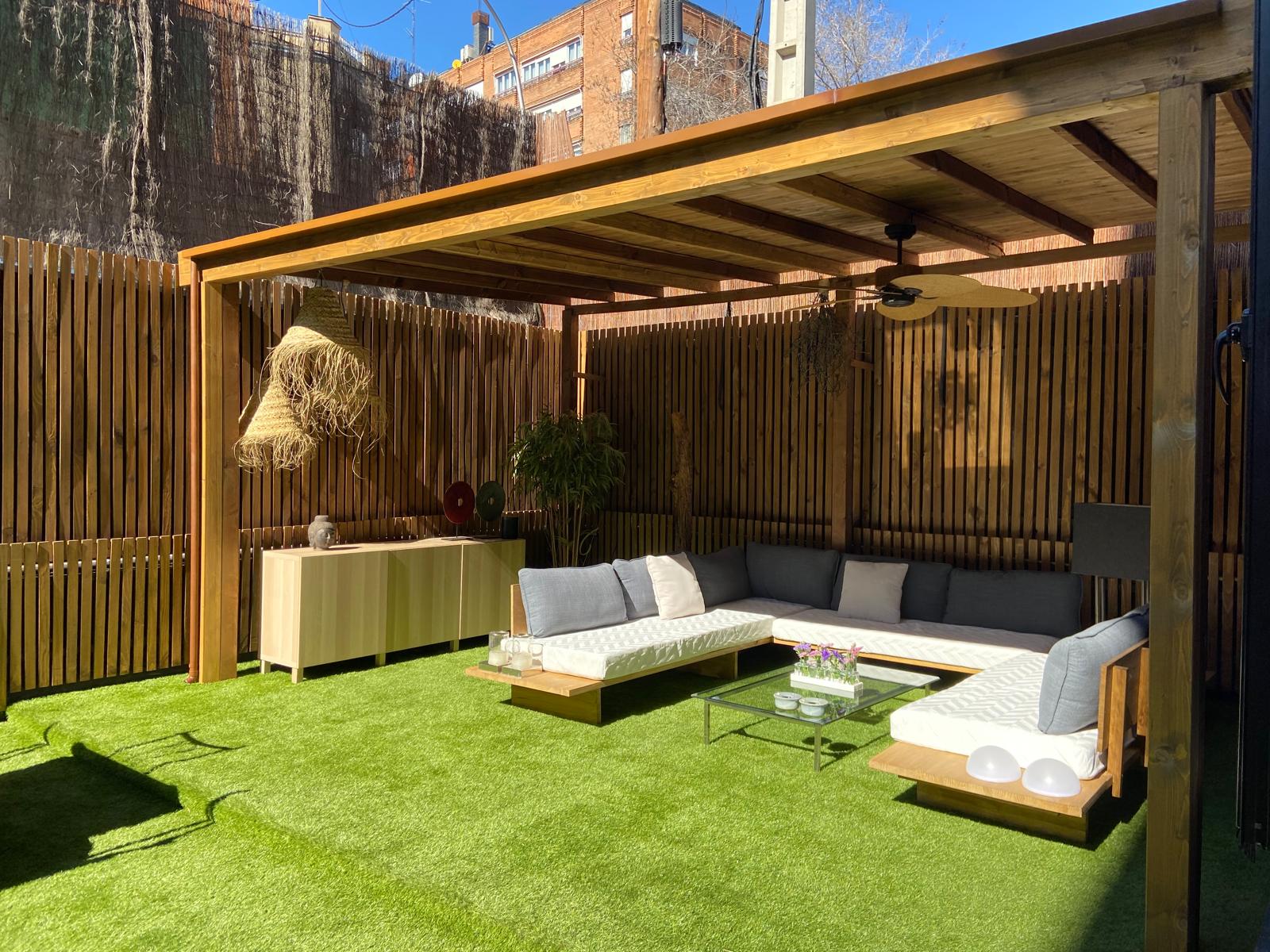 Exclusive luxury apartment in Nueva España with terrace