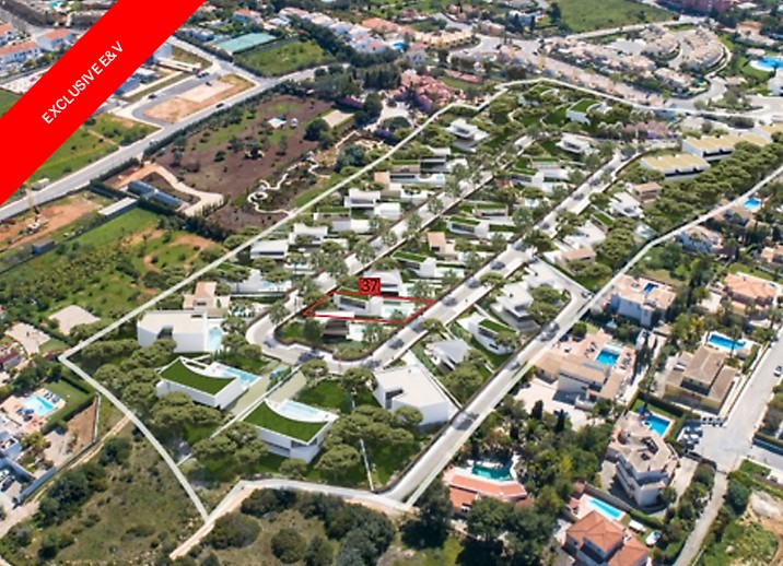 Land for sale in Lagos, Portugal — €380,000