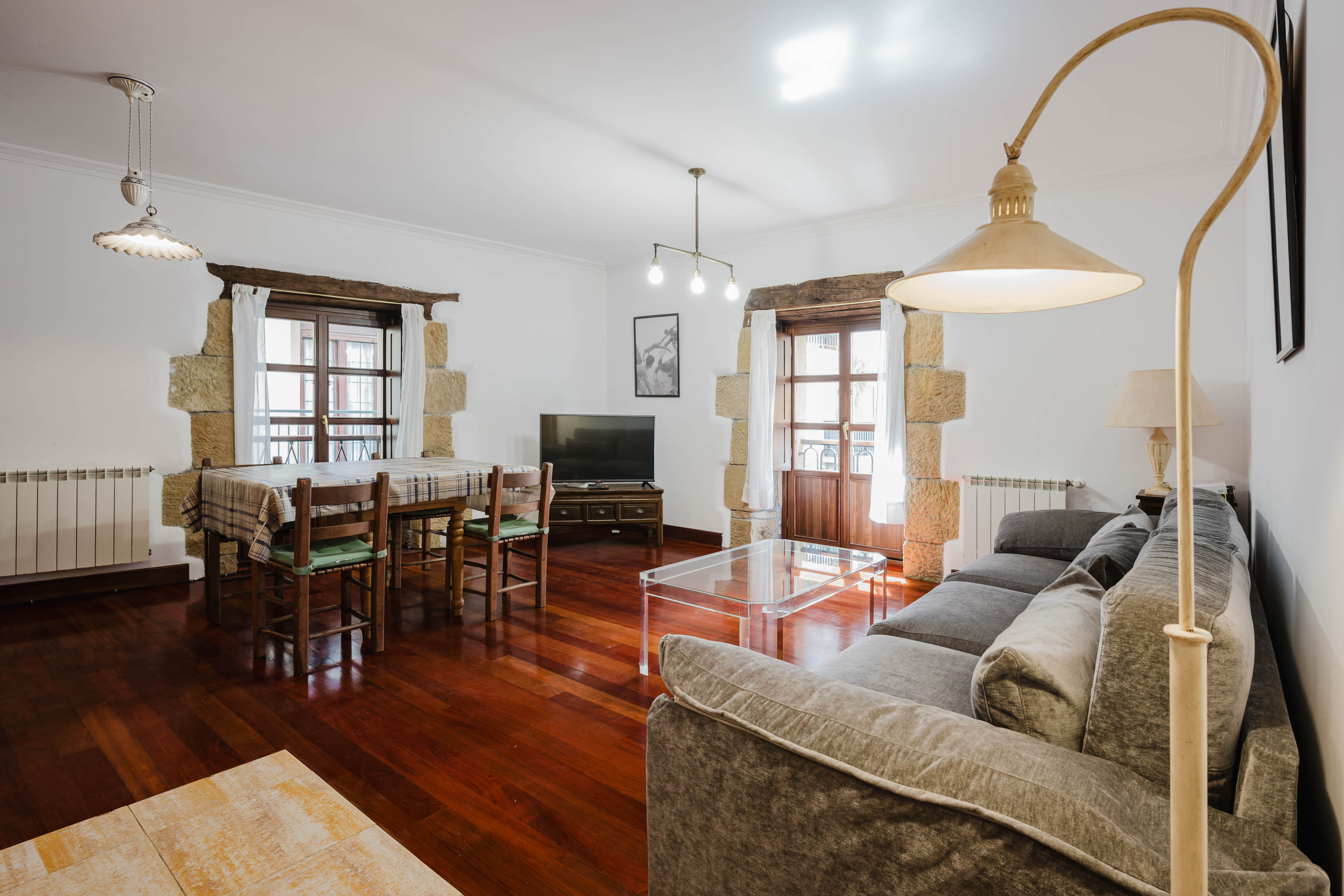 Property with a tourist rental licence VT, just 2 minutes from the beach.