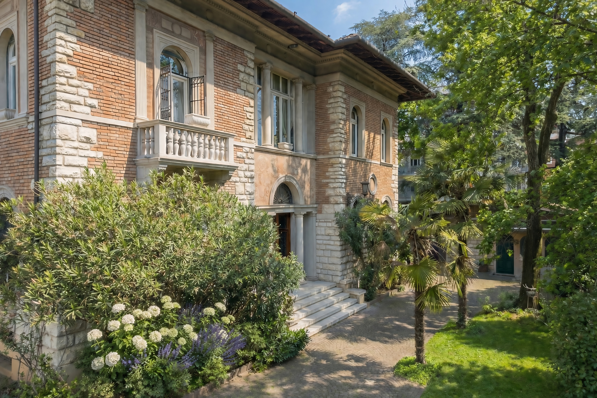 La regina del Liberty: villa da sogno con parco in città