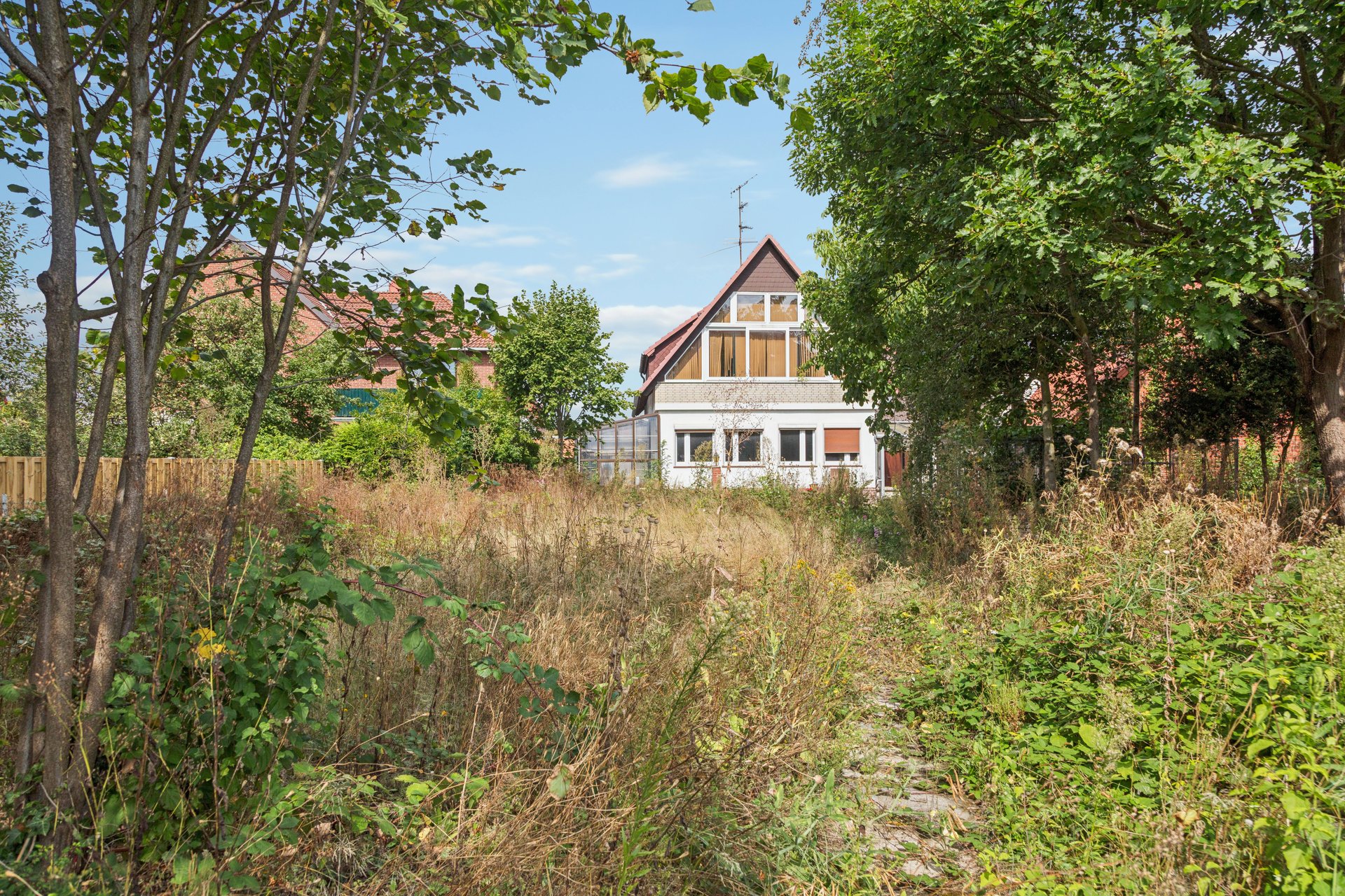 From old to new: Plenty of space to make your individual home dreams a reality