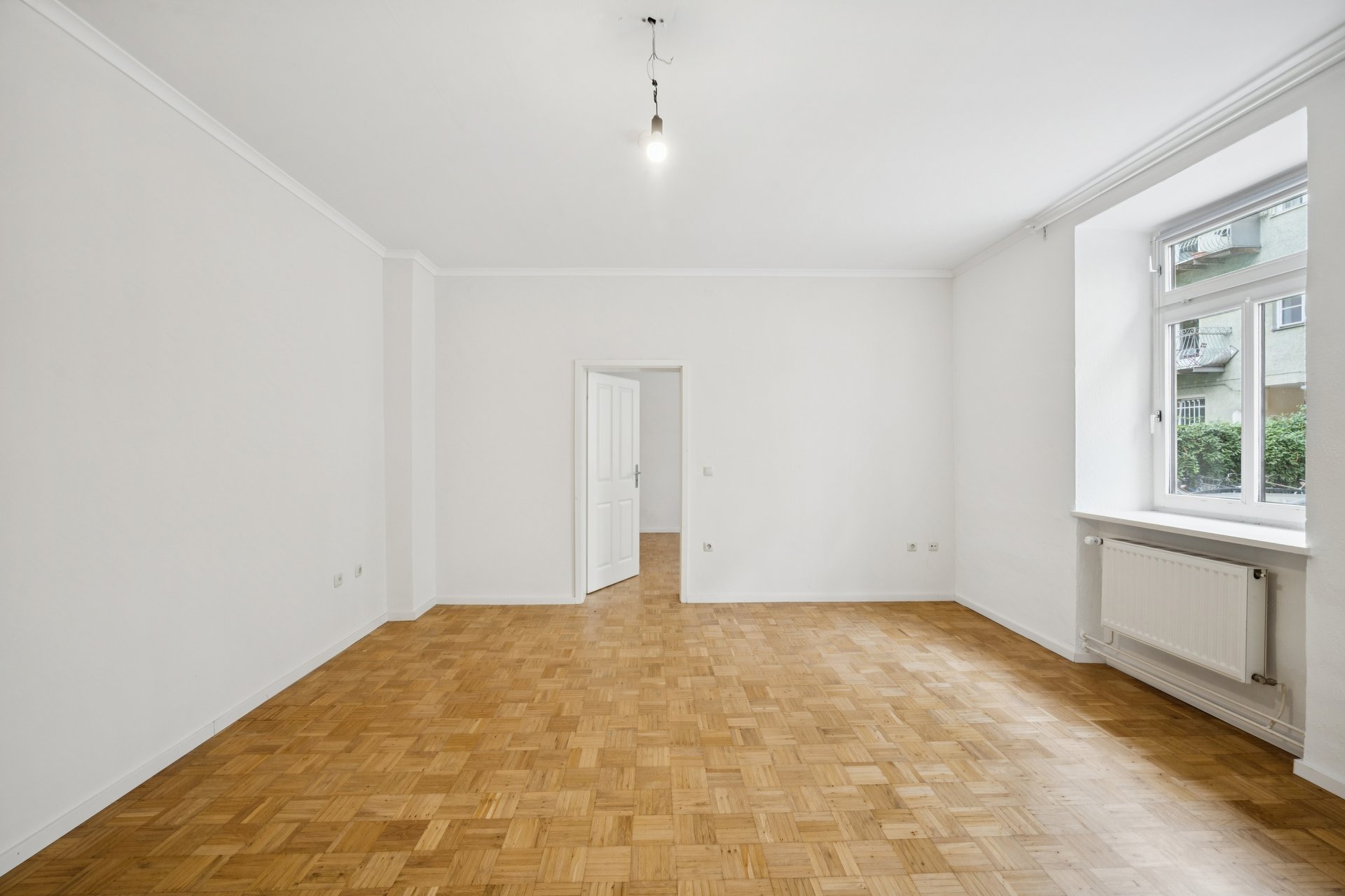 Altbau-Charme in ruhiger Lage: 3 Zimmer im Glockenbachviertel
