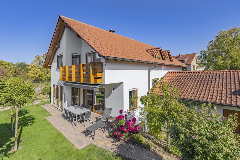 Großzügiges Einfamilienhaus mit Doppelgarage in attraktiver Lage von Deidesheim