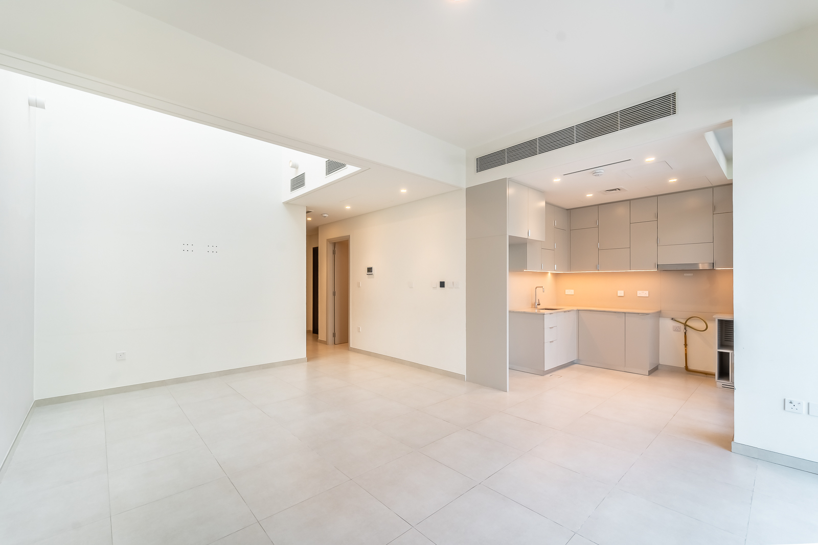 Multiple Cheques | Brand New | Corner Unit