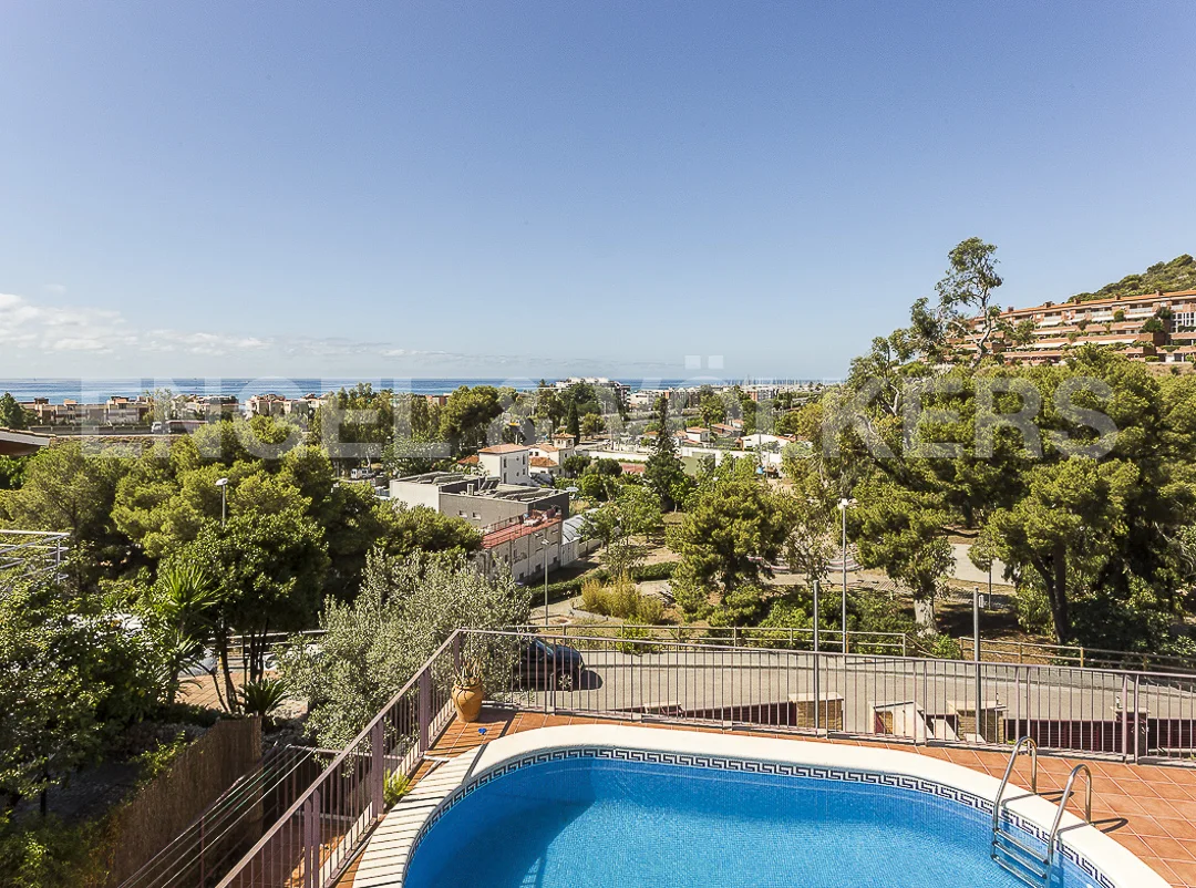 Fabulous townhouse with views in Sitges