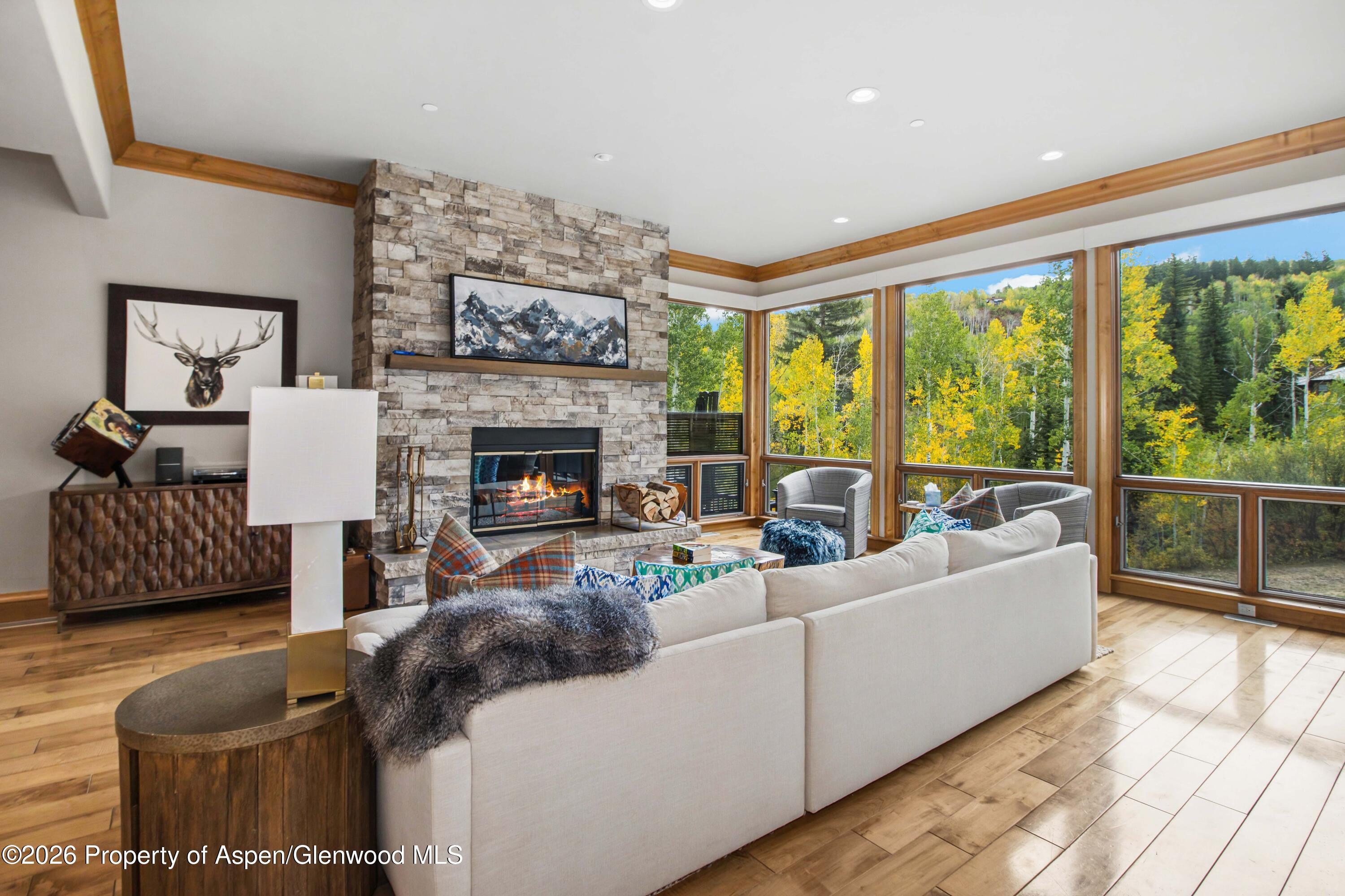 Modern Ski-Access Mountain Townhome at Two Creeks