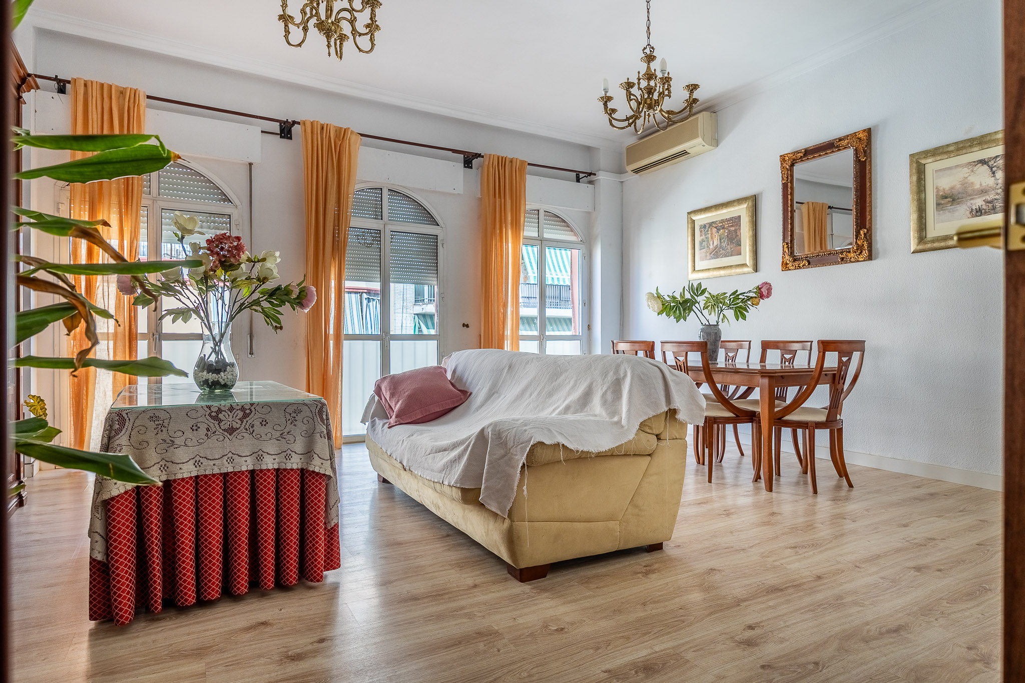 Spectacular property on Seville’s iconic Feria Street