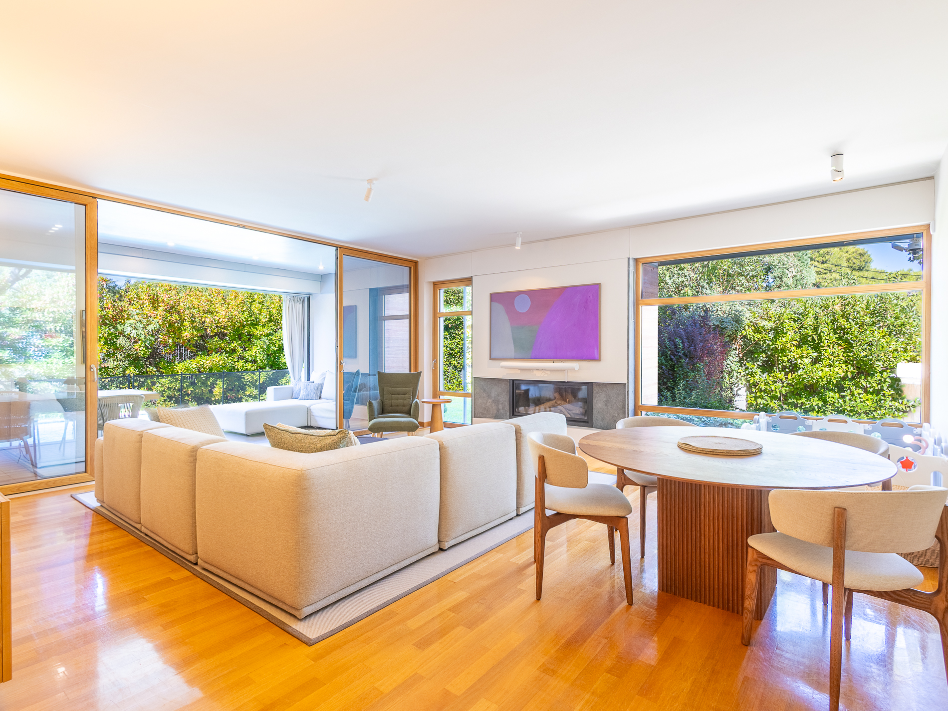 Modern 503 sq.m. maisonette in the heart of Ekali