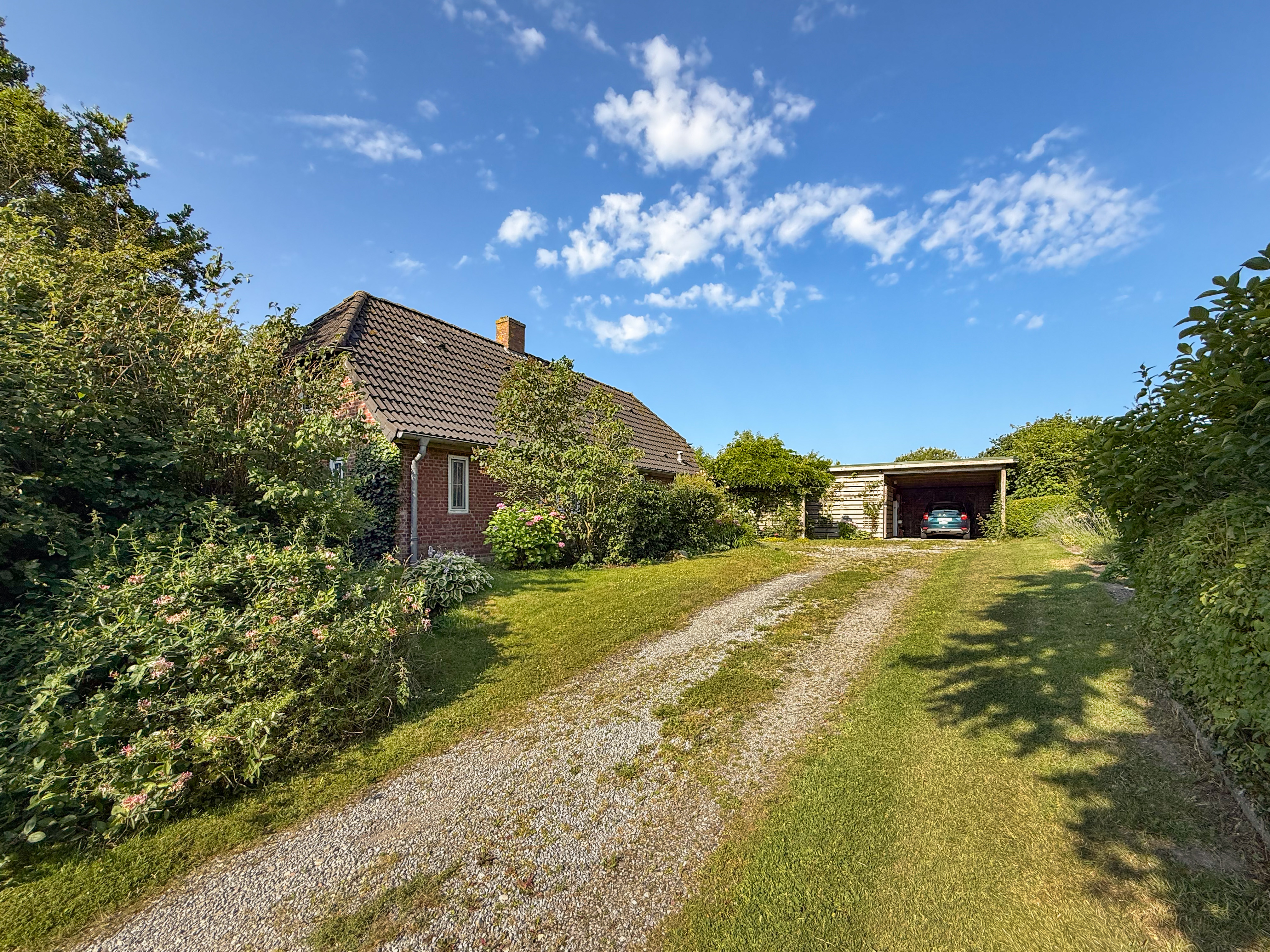 Zeit für Erholung: Haus mit Pool und Sauna an der Nordsee