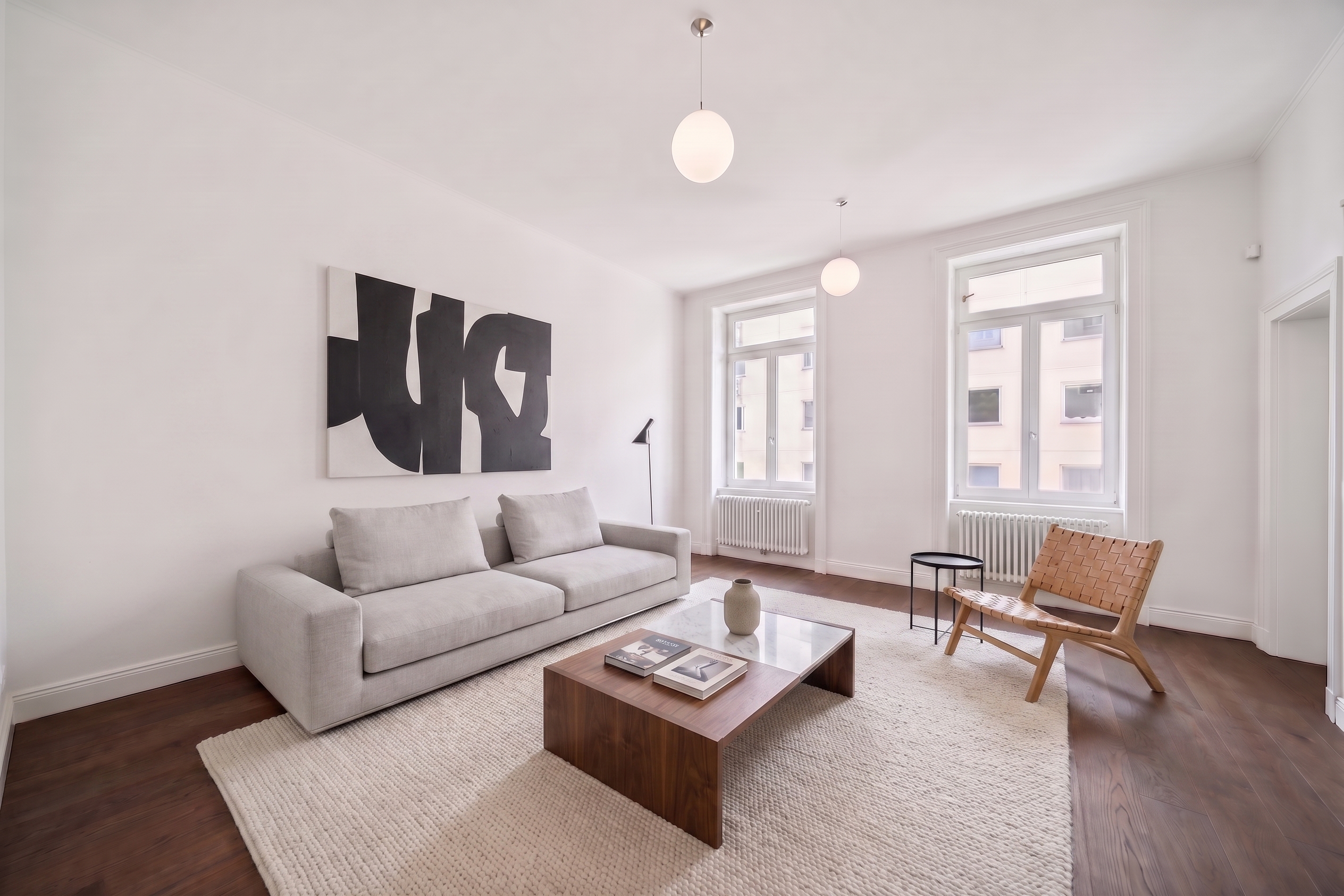 Wohnen beim Belvedere: Altbau-Charme mit Balkon für Singles/Paare/Student*innen