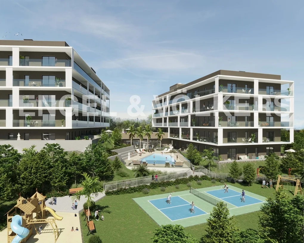 New development apartments with pool in Esplugues