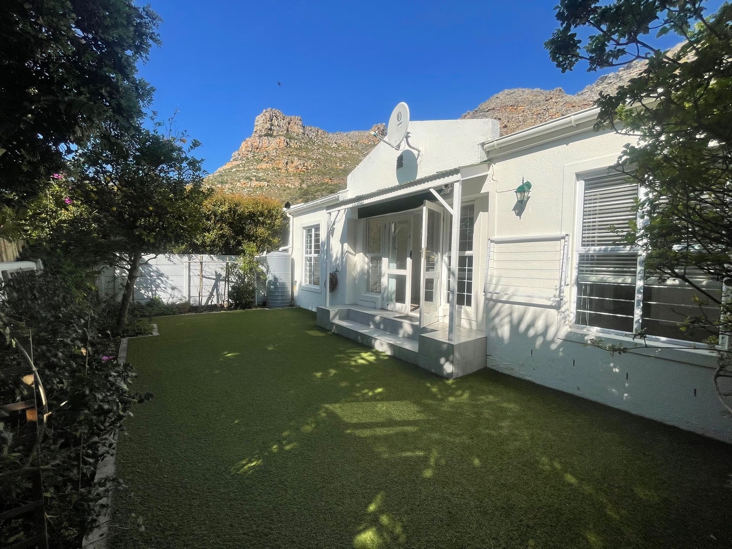 Mountain Views | Stylish Renovation | Exclusive Estate