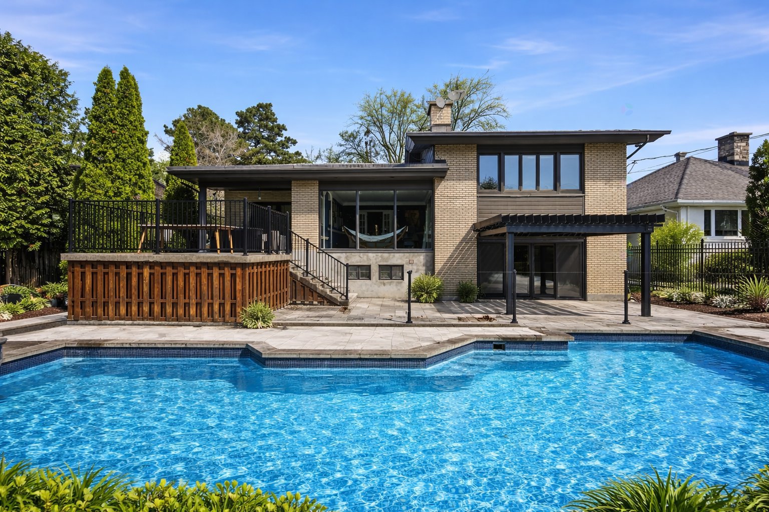 Turnkey property combining space, style, and comfort