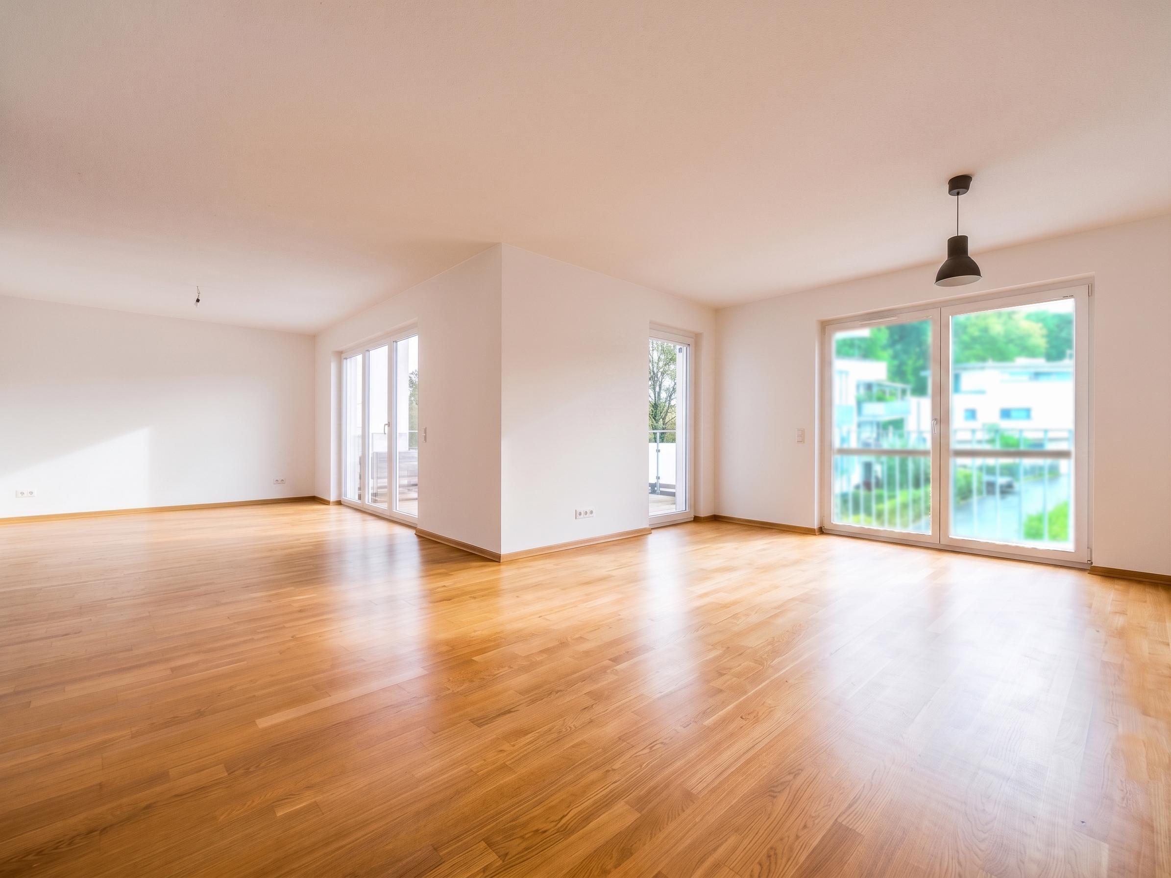 Exclusive 4-room condominium with south-facing terrace