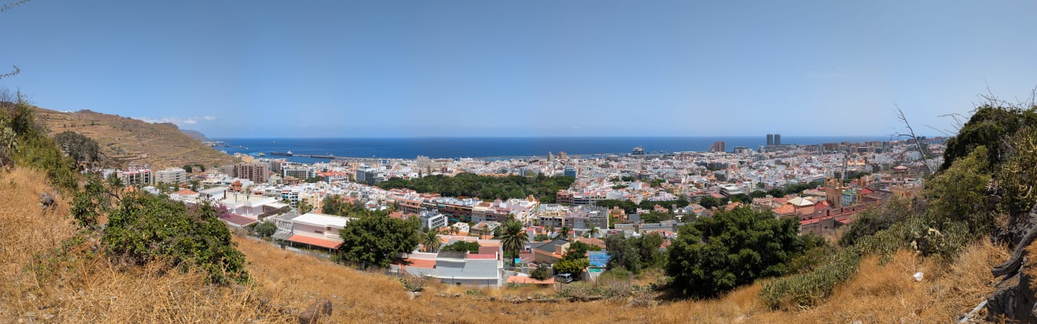 Städtisches Grundstück in Las Mimosas: eine Investition mit Aussicht.