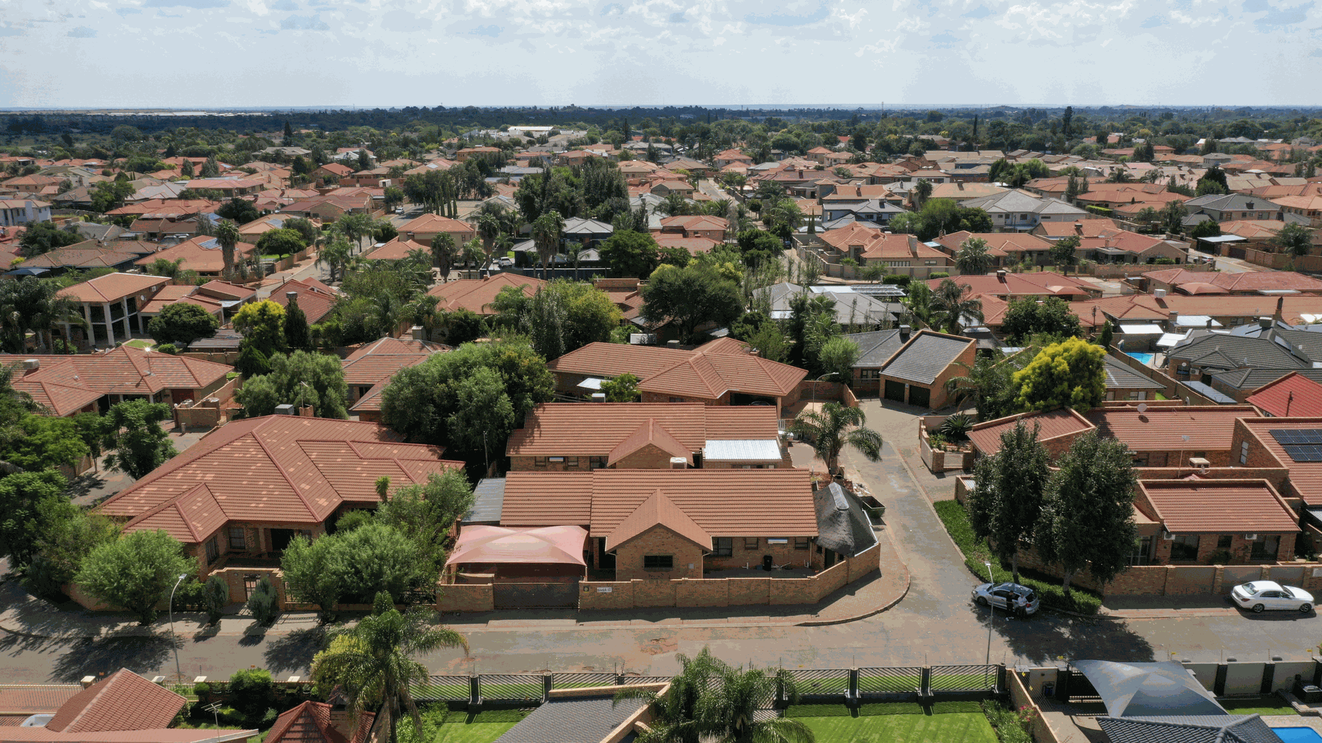 3-Bedroom Home with Flatlet