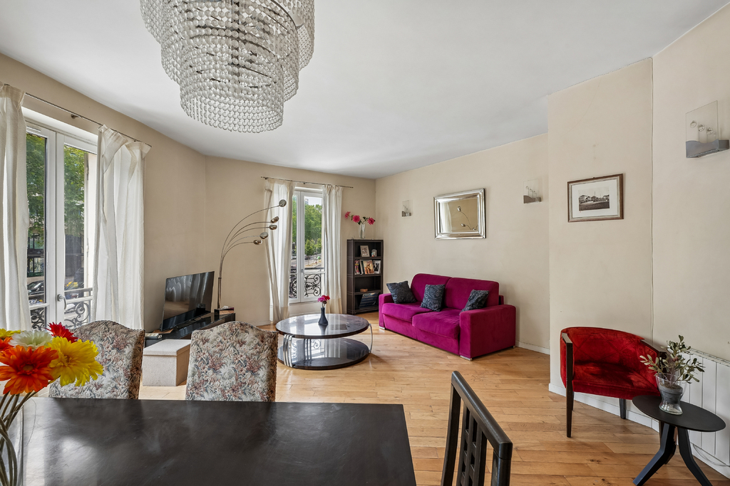 Paris 8th – Étoile / Arc de Triomphe – Beautiful 3/4-room apartment