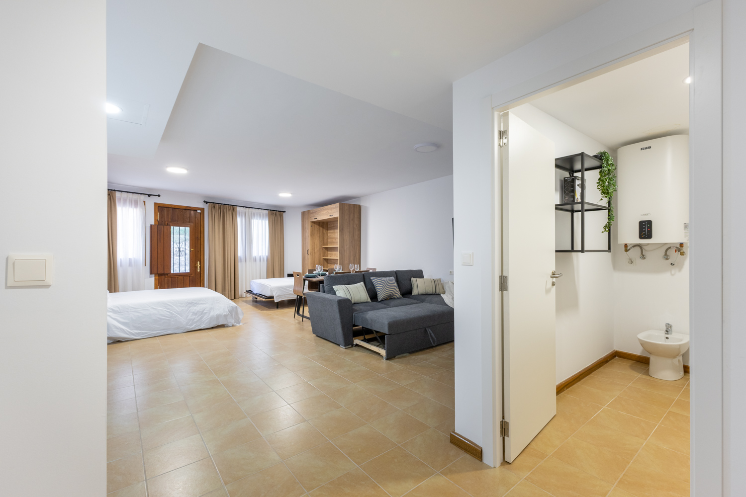 LOFT con entrada INDEPENDIENTE – CHÓVAR