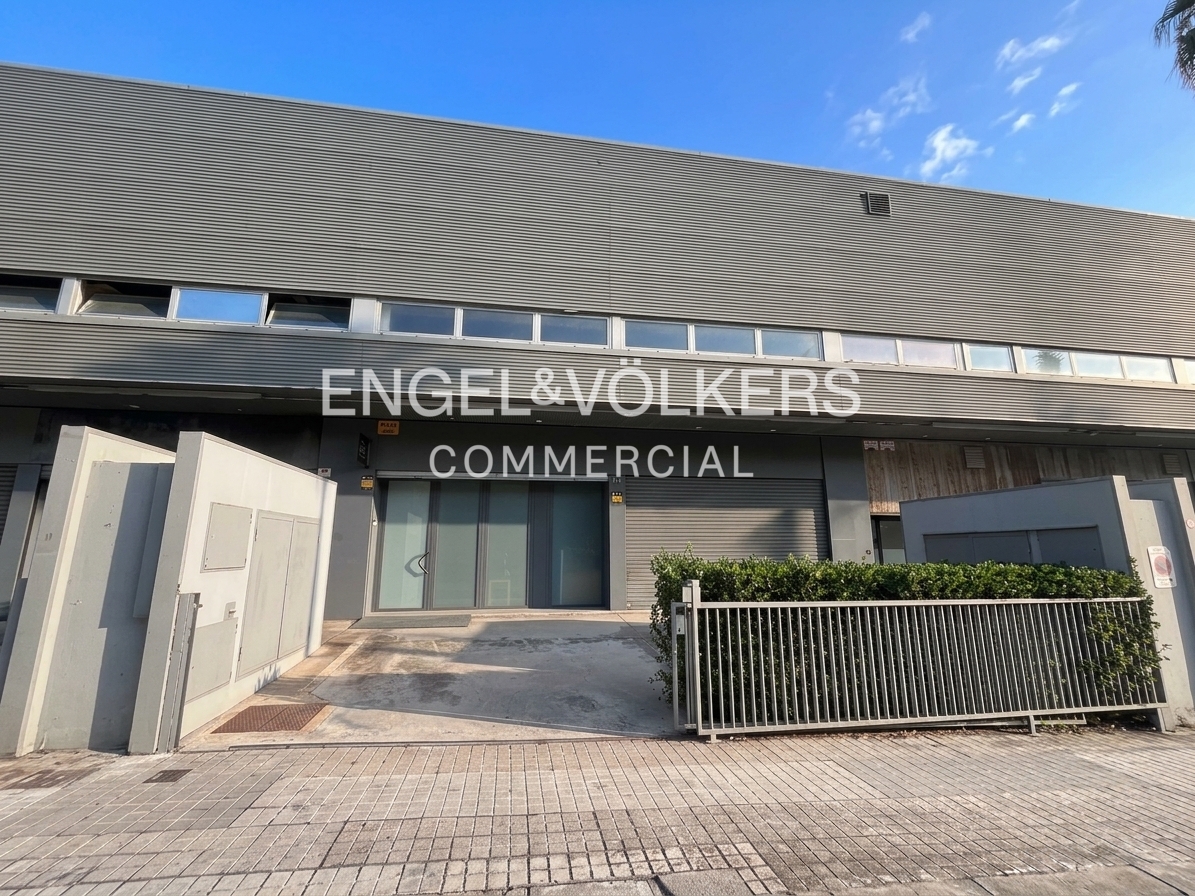 Nave en venta en Montigala