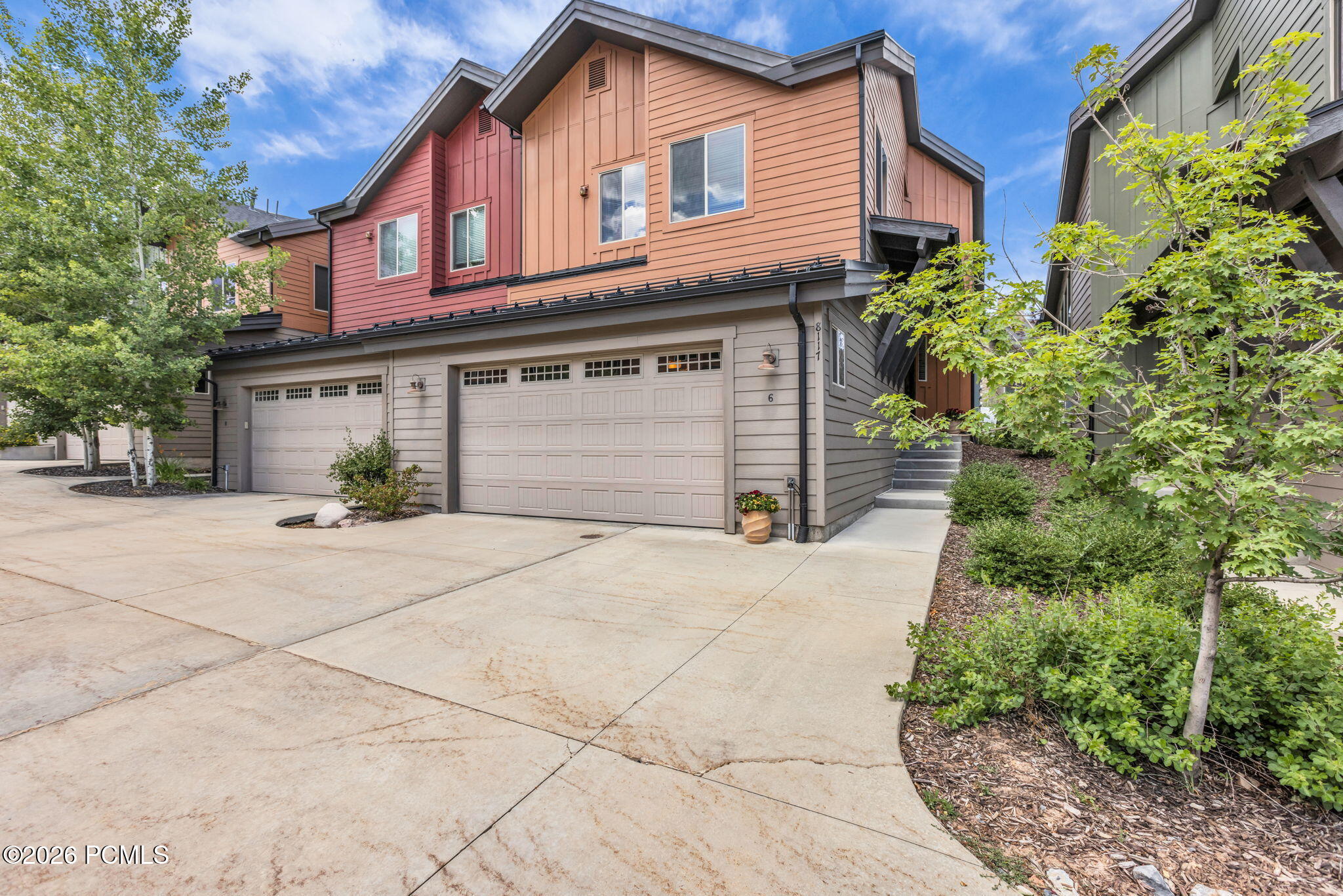 Beautifully Updated Contemporary Townhome