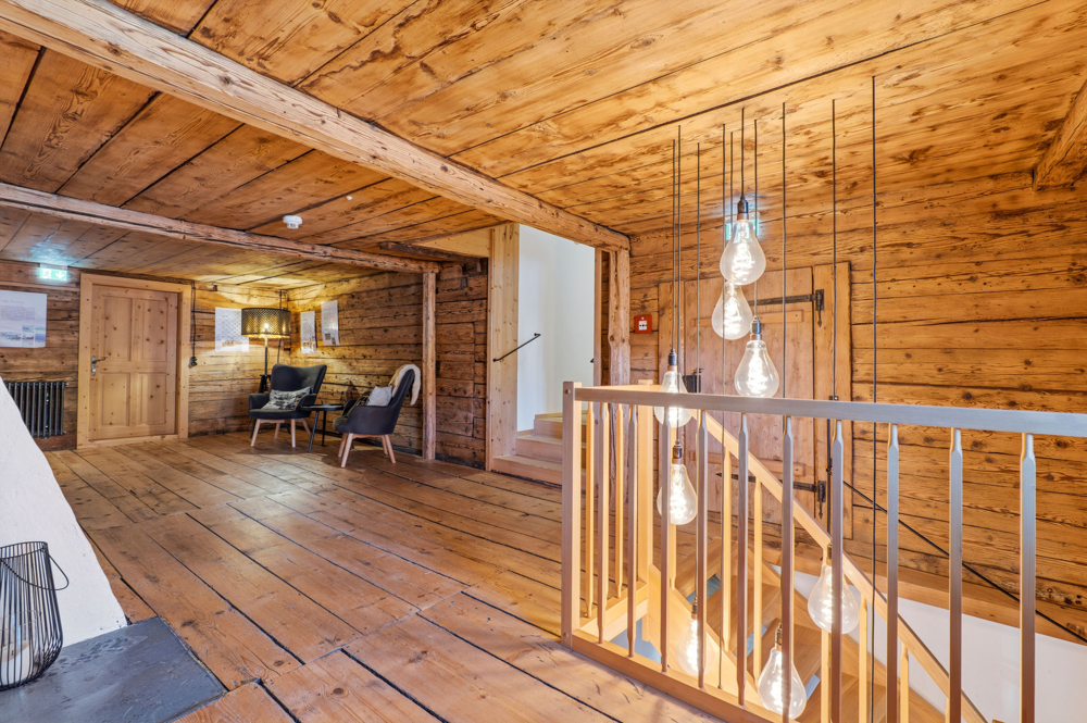 Seminar- und Gästehaus mit stilvollem Weinkeller