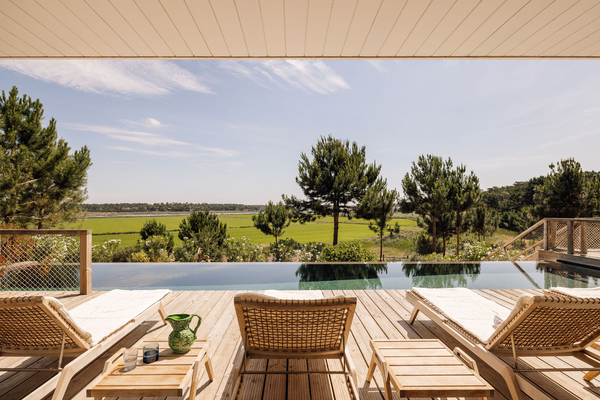 Contemporary Villa Overlooking the Rice Fields in Carvalhal
