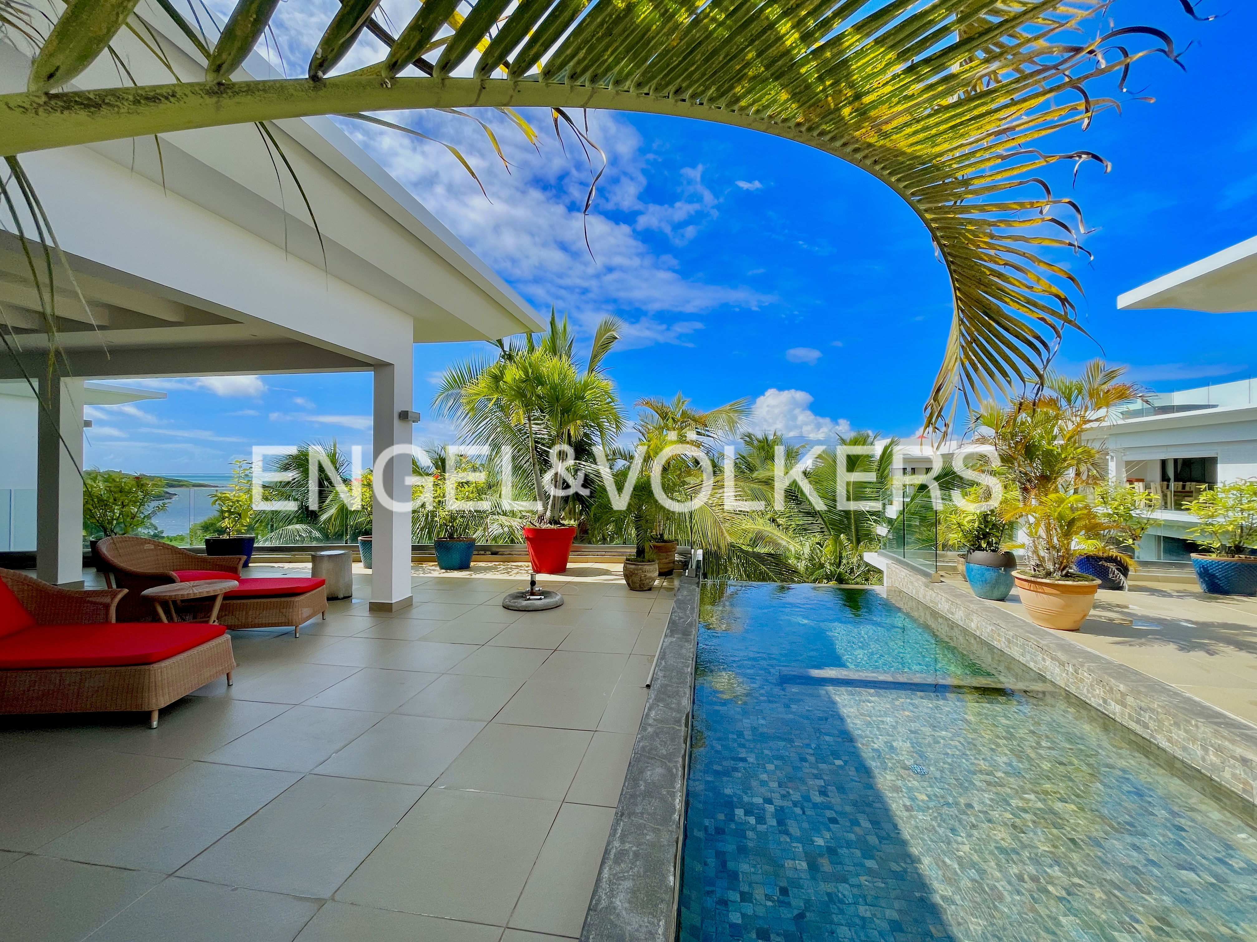 Penthouse Living in the Heart of Azuri